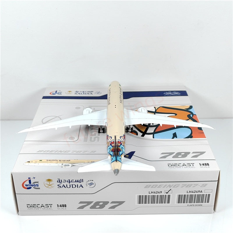 1:400 JC Wings LH4249 Saudia B787-9 HZ-AR13 Aircraft Model+Free Tractor
