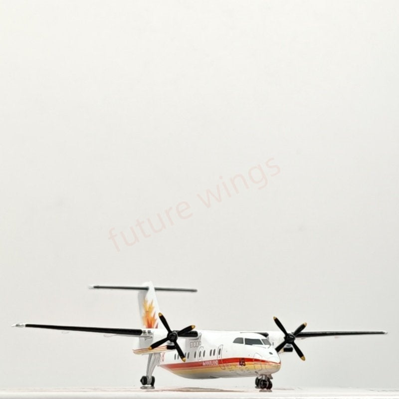 1:400 JC Wings LH4293 Dash8 Q100 C-GGPJ Aircraft Model+Free Tractor