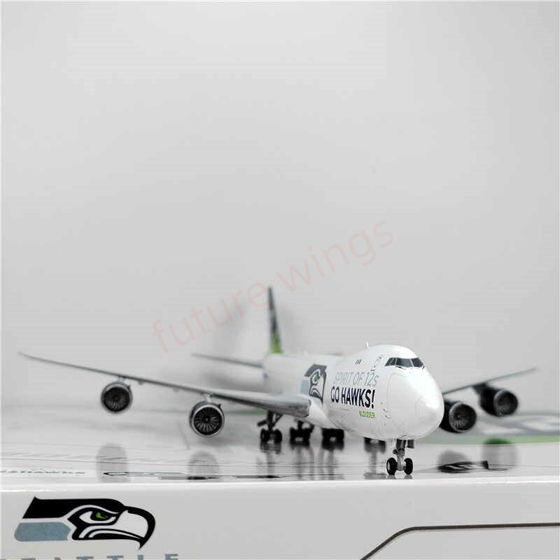 1:400 JC Wings  EW4748016 SeaHawks B747-8F N770BA Aircraft Model+Free Tractor