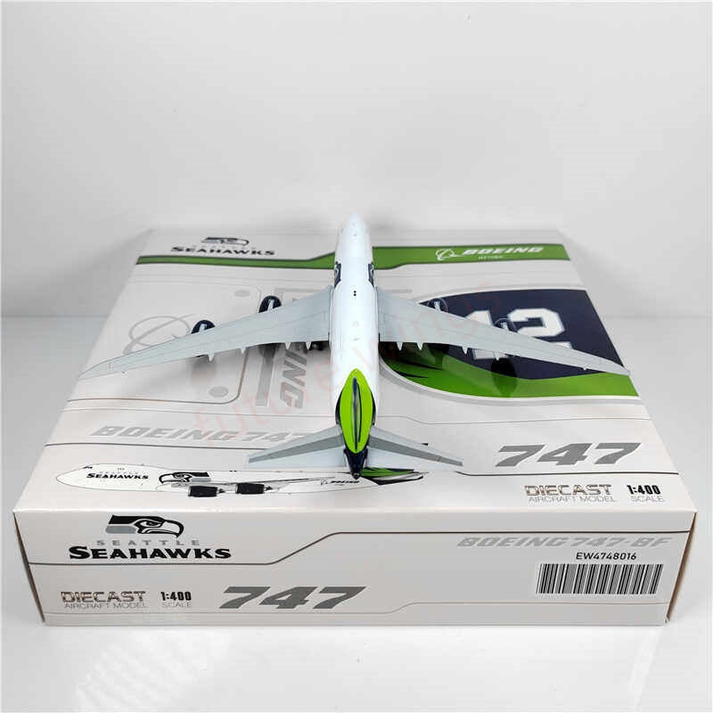 1:400 JC Wings  EW4748016 SeaHawks B747-8F N770BA Aircraft Model+Free Tractor
