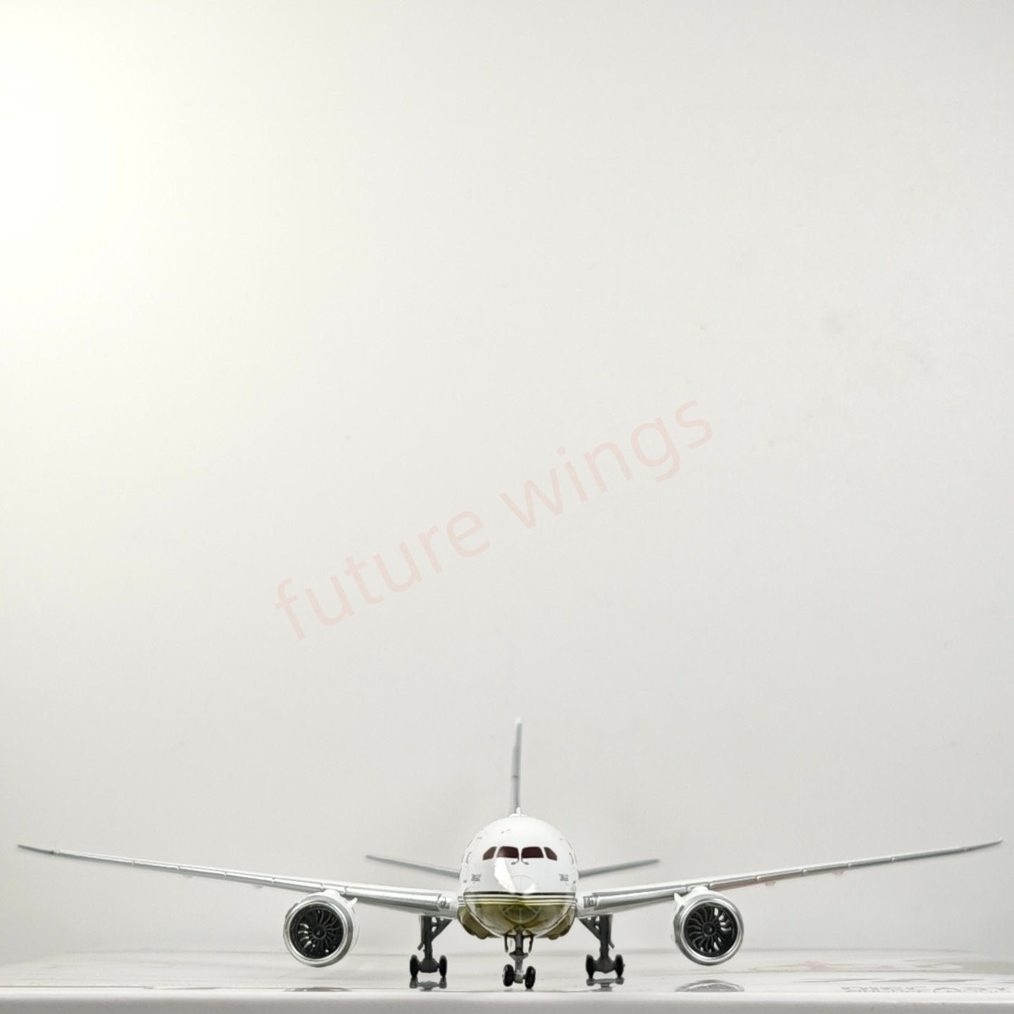 1:400 JC Wings XX40063 Royal Brunei B787-8 V8-OAS Airlines Aircraft Model+Free Tractor