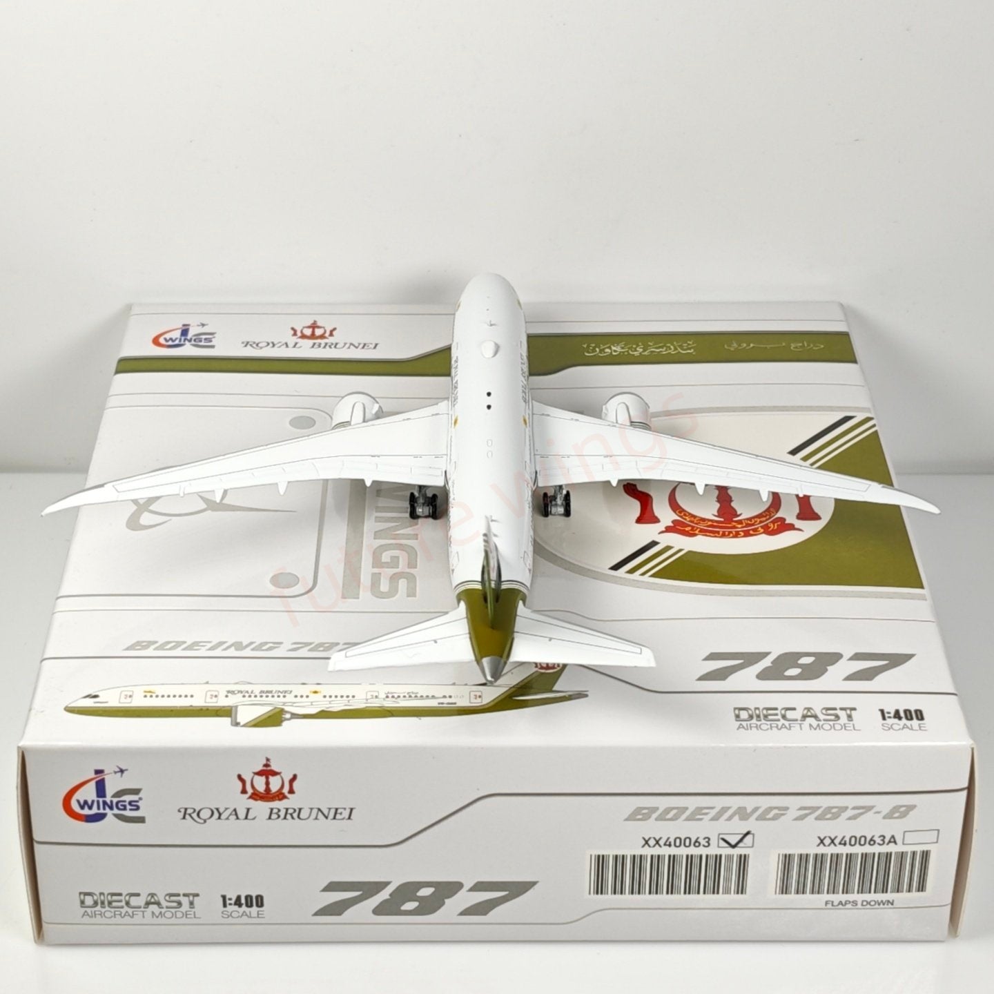 1:400 JC Wings XX40063 Royal Brunei B787-8 V8-OAS Airlines Aircraft Model+Free Tractor