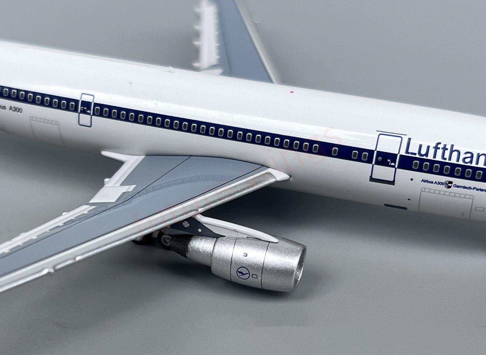 1:400 Yu Model YU30001 Lufthansa Airlines A300B2 D-AIAA Aircraft
