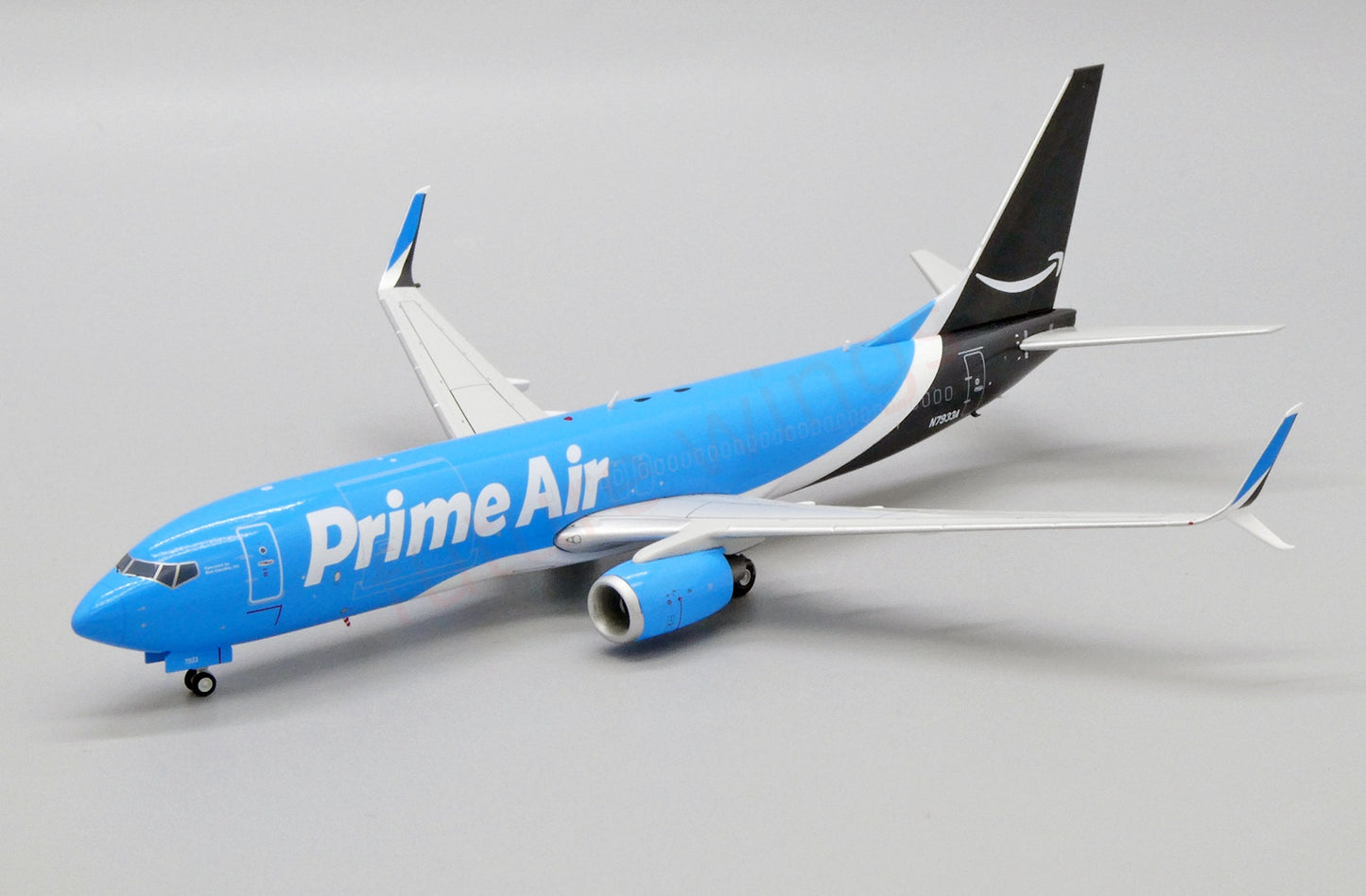 1:200 JC Wings EW2738007/A Prime Air B737-800(BCF) N7933A Diecast Aircraft Model