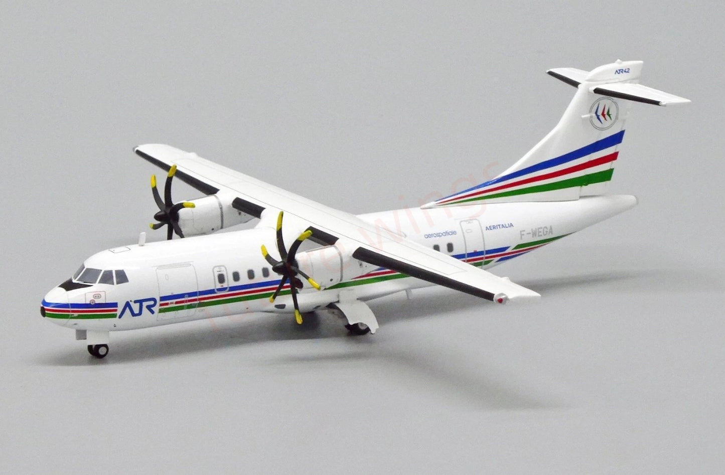 1:200 JC Wings LH2233 ATR House Color ATR-42 F-WEGA Diecast Aircraft Model