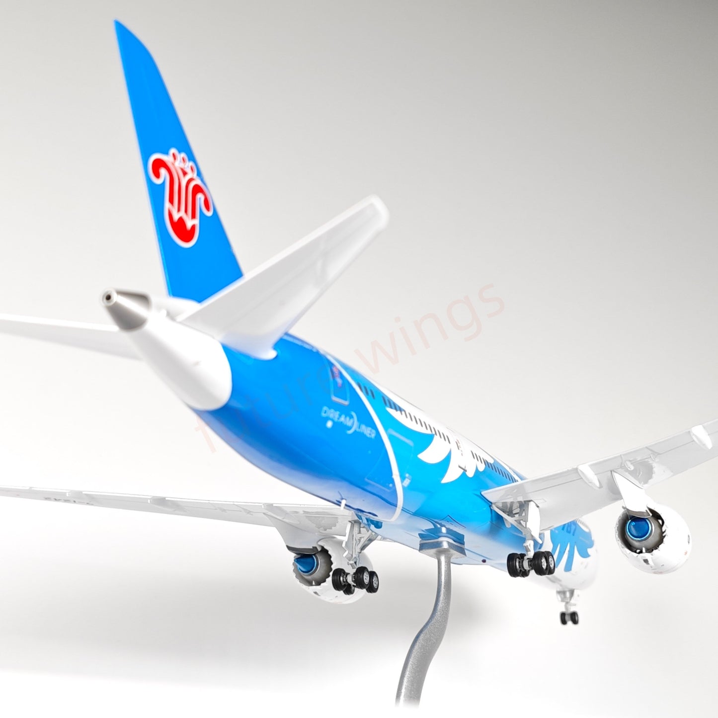 1:200 SQ Wings China Southern Airlines B787-9  B-1242 Diecast Aircraft Model