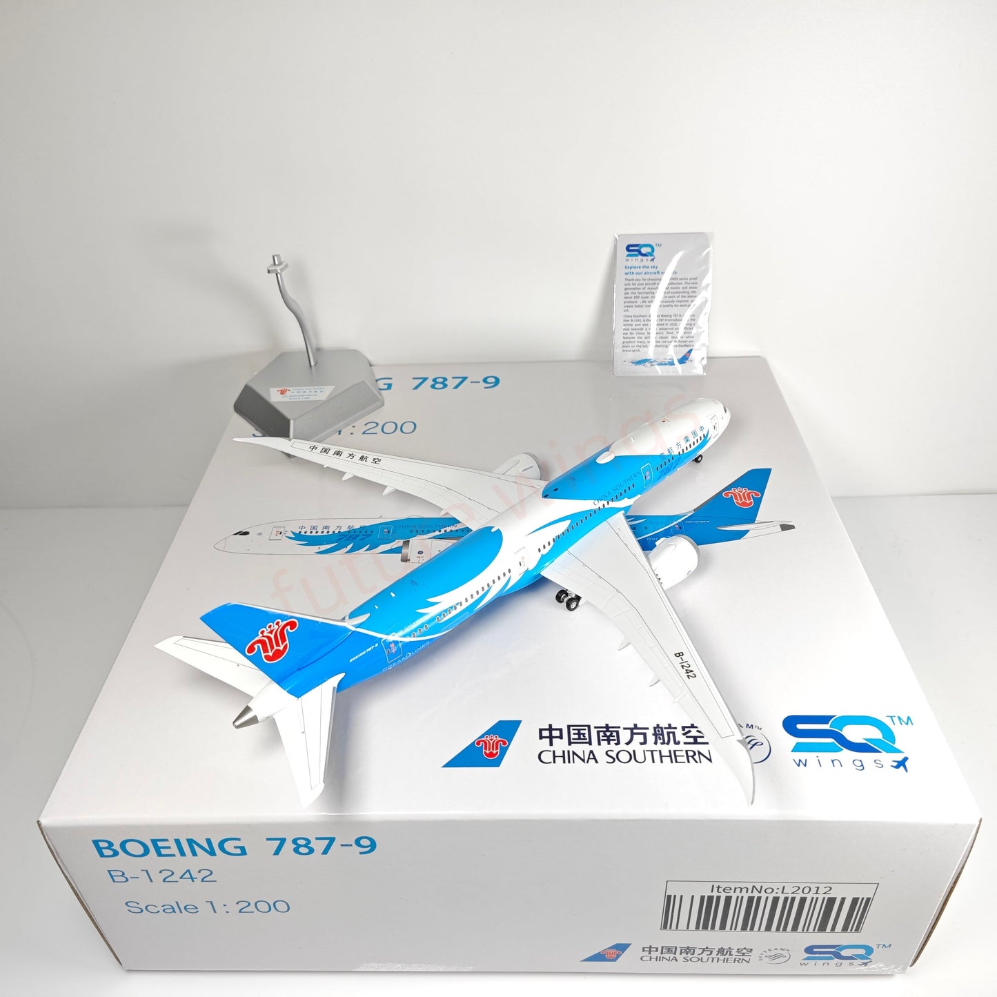 1:200 SQ Wings China Southern Airlines B787-9  B-1242 Diecast Aircraft Model
