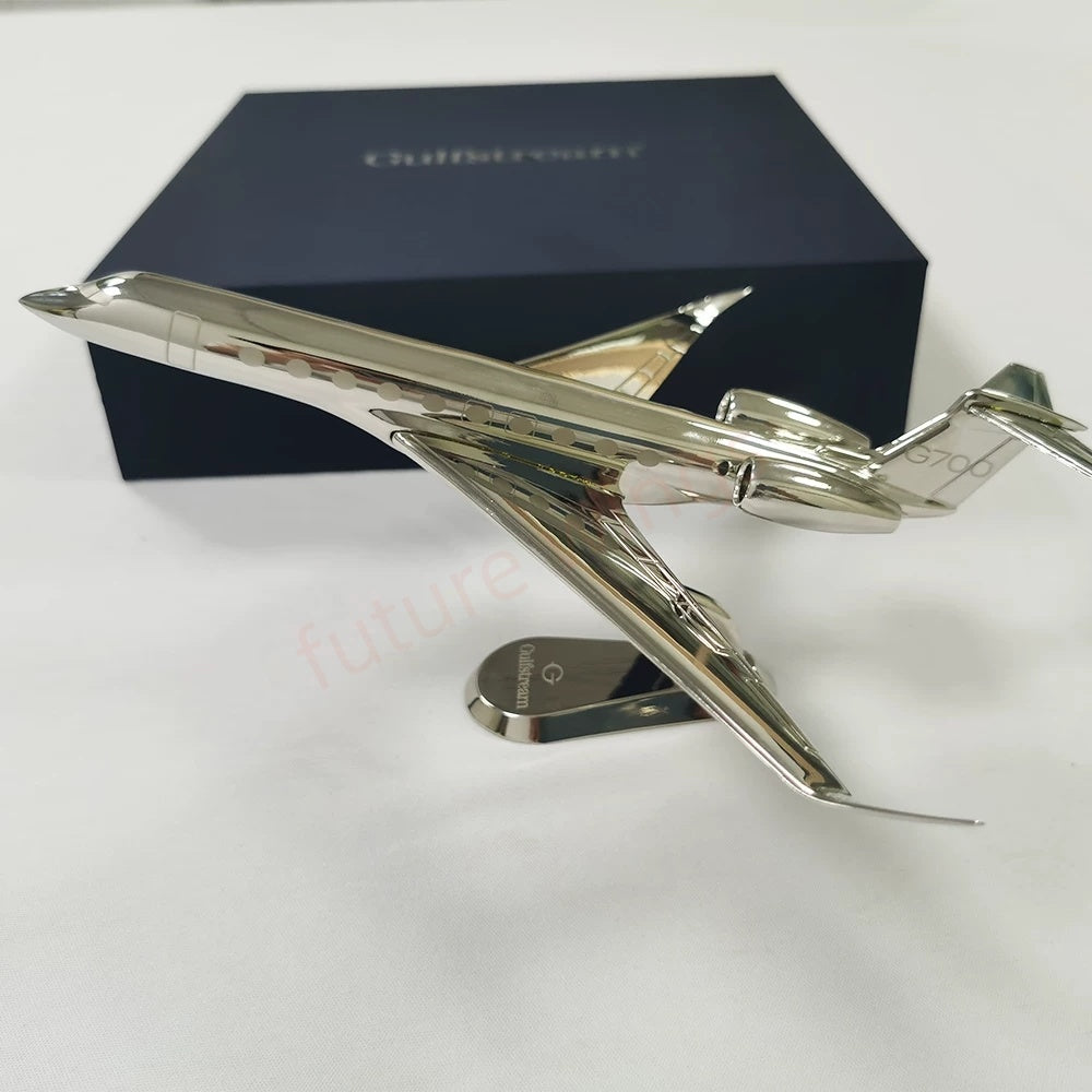 1:100 YRD Model Gulfstream G700 Diecast Aircraft Model With Stand