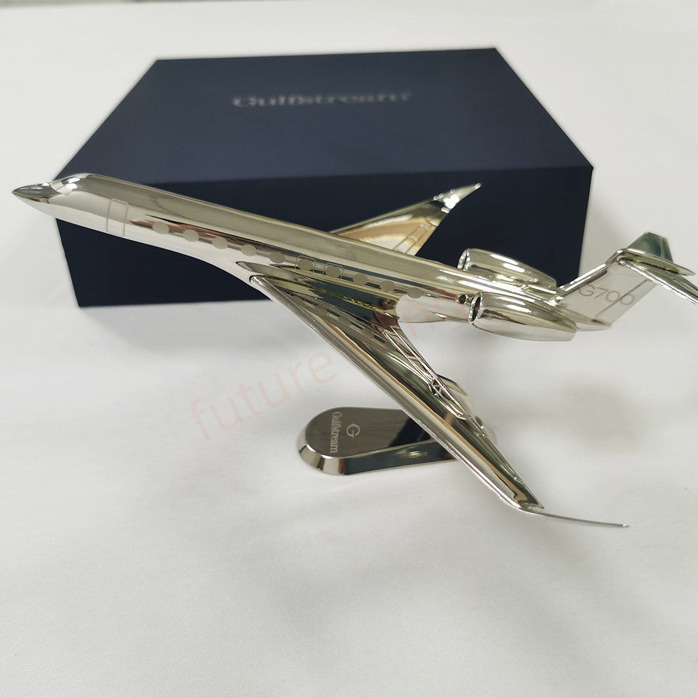1:100 YRD Model Gulfstream G700 Diecast Aircraft Model With Stand