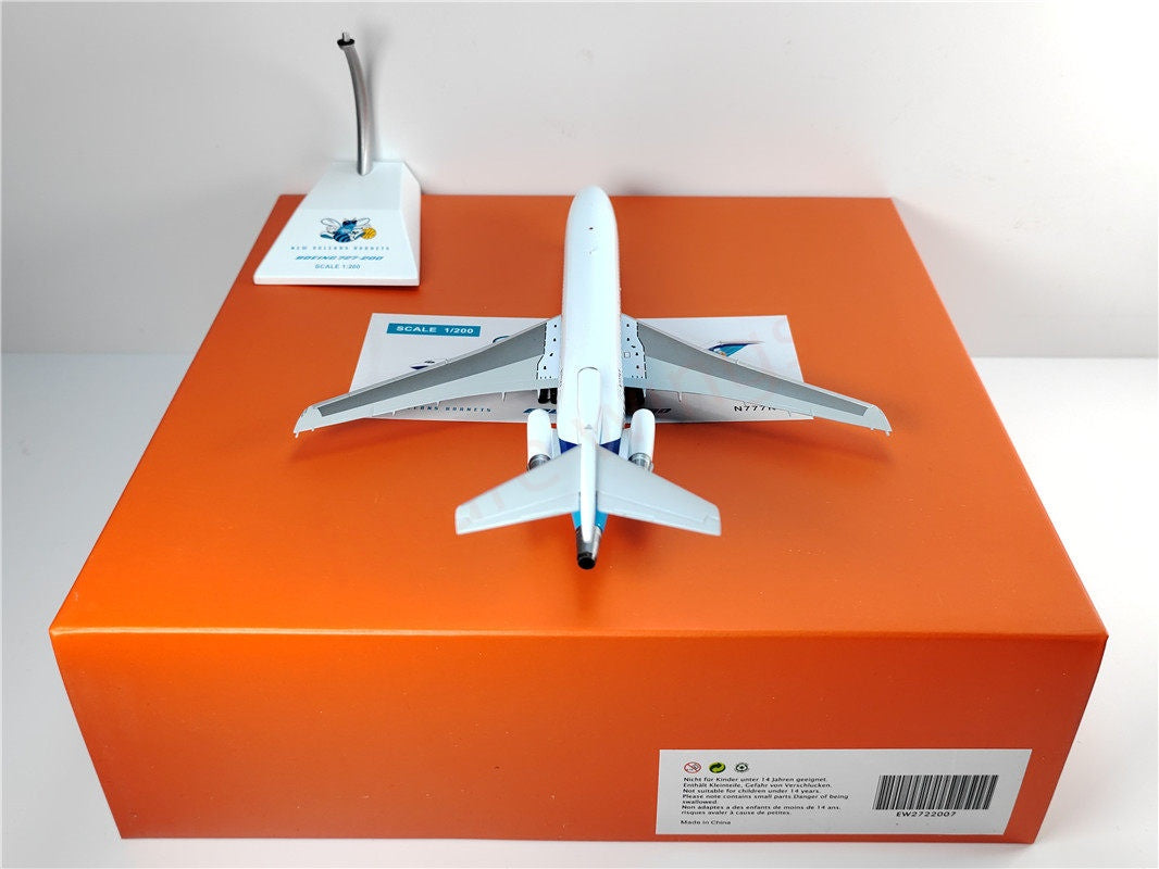 1:200 JC Wings EW2722007 New Orleans Hornets B727-200 N777KY Diecast Aircraft Model