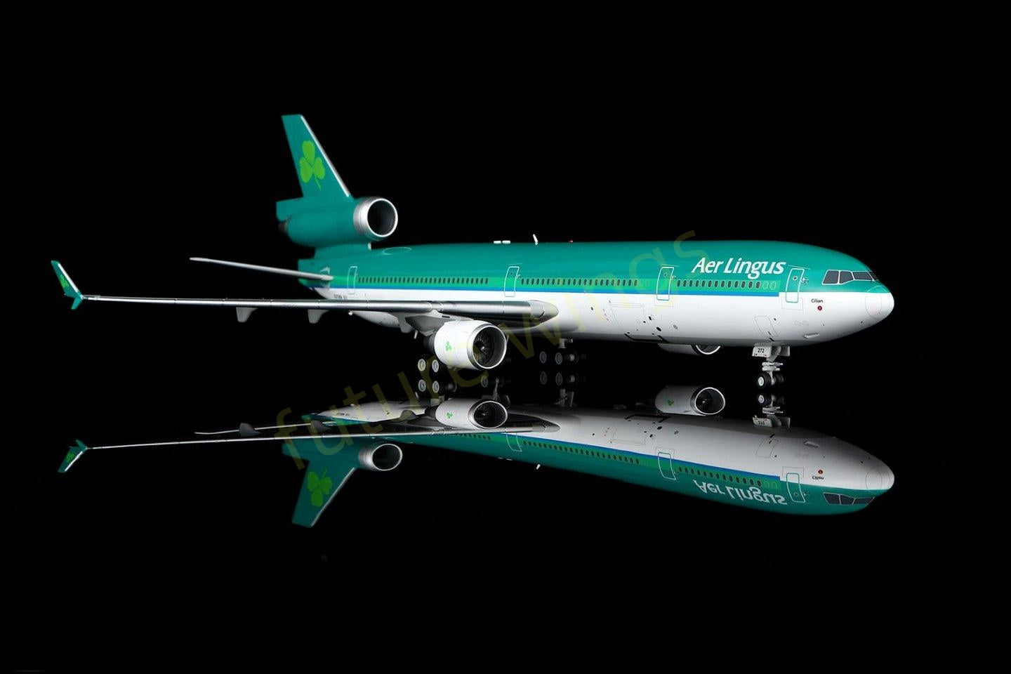 1:200 SQ Wings AerLingus Mcdonnell Douglas MD-11 N272WA Diecast Aircraft Model