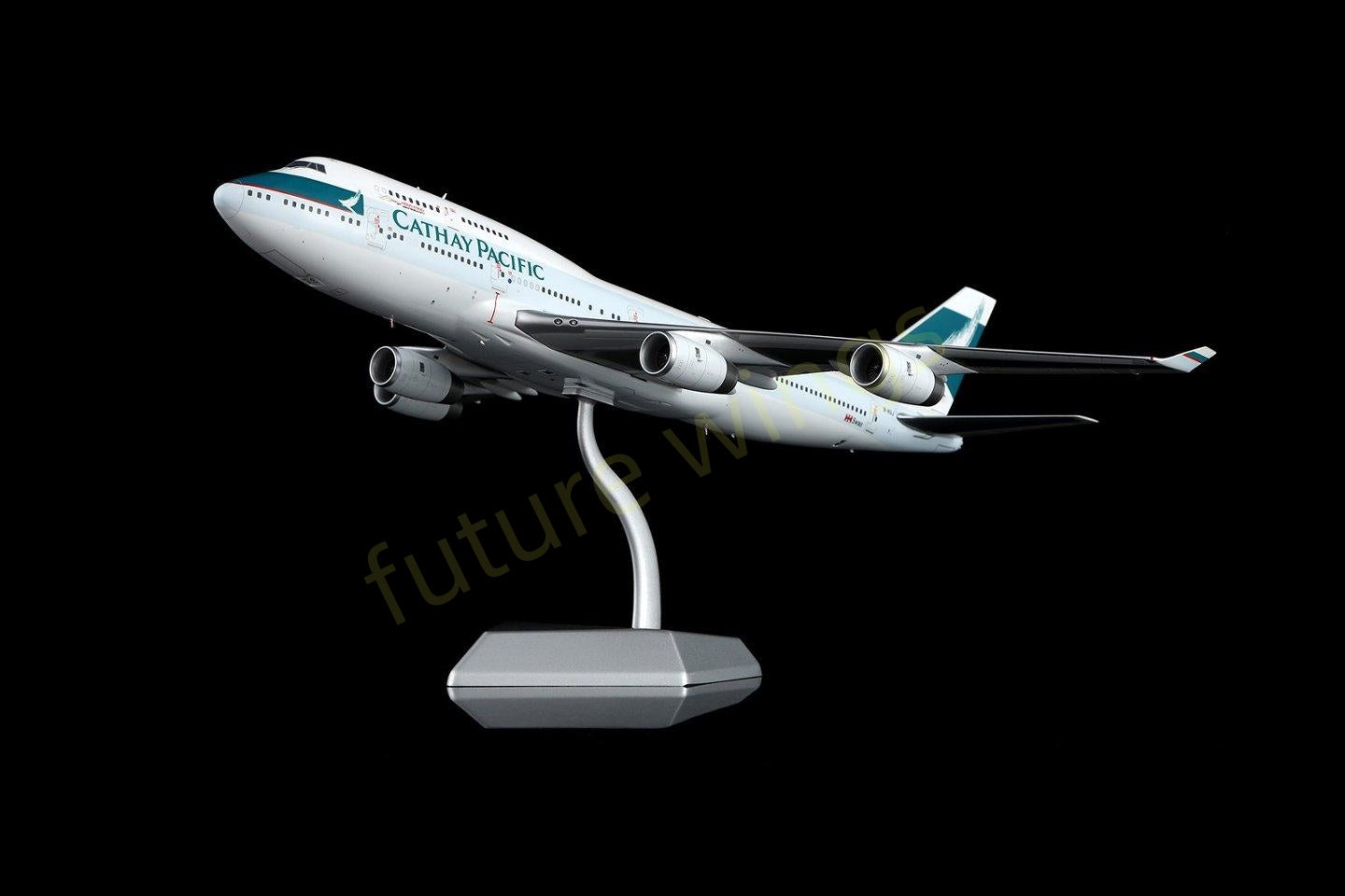 1:200 SQ Wings Cathay Pacific B747-400 B-HUJ Diecast Aircraft Model