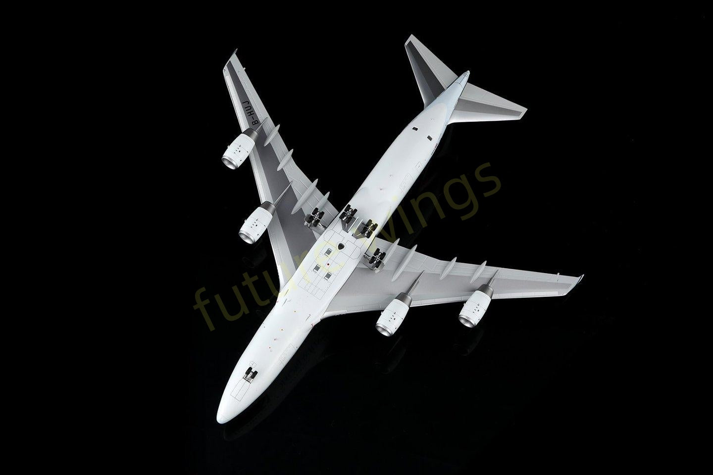 1:200 SQ Wings Cathay Pacific B747-400 B-HUJ Diecast Aircraft Model