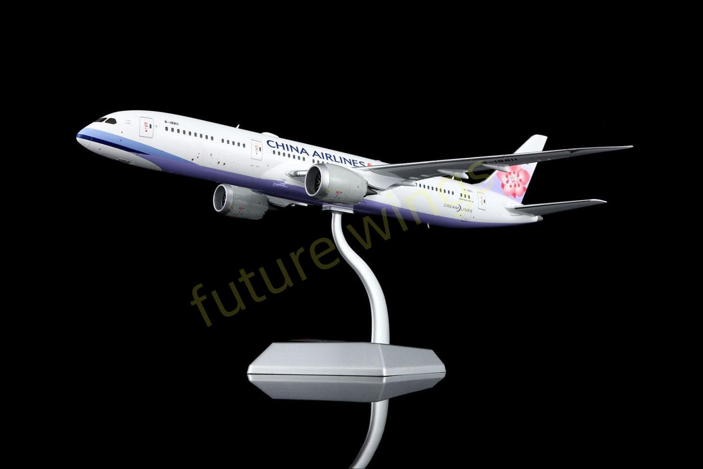 1:200 SQ Wings China Airlines B787-9 B-18811 Diecast Aircraft Model