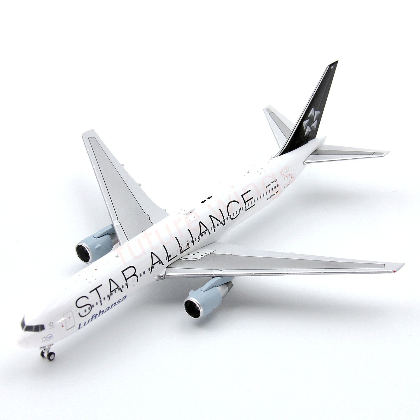 1:400 Geministar Lufthansa Airlines B767-300ER D-ABUV “STAR ALLIANCE”Aircraft Model+Free Tractor
