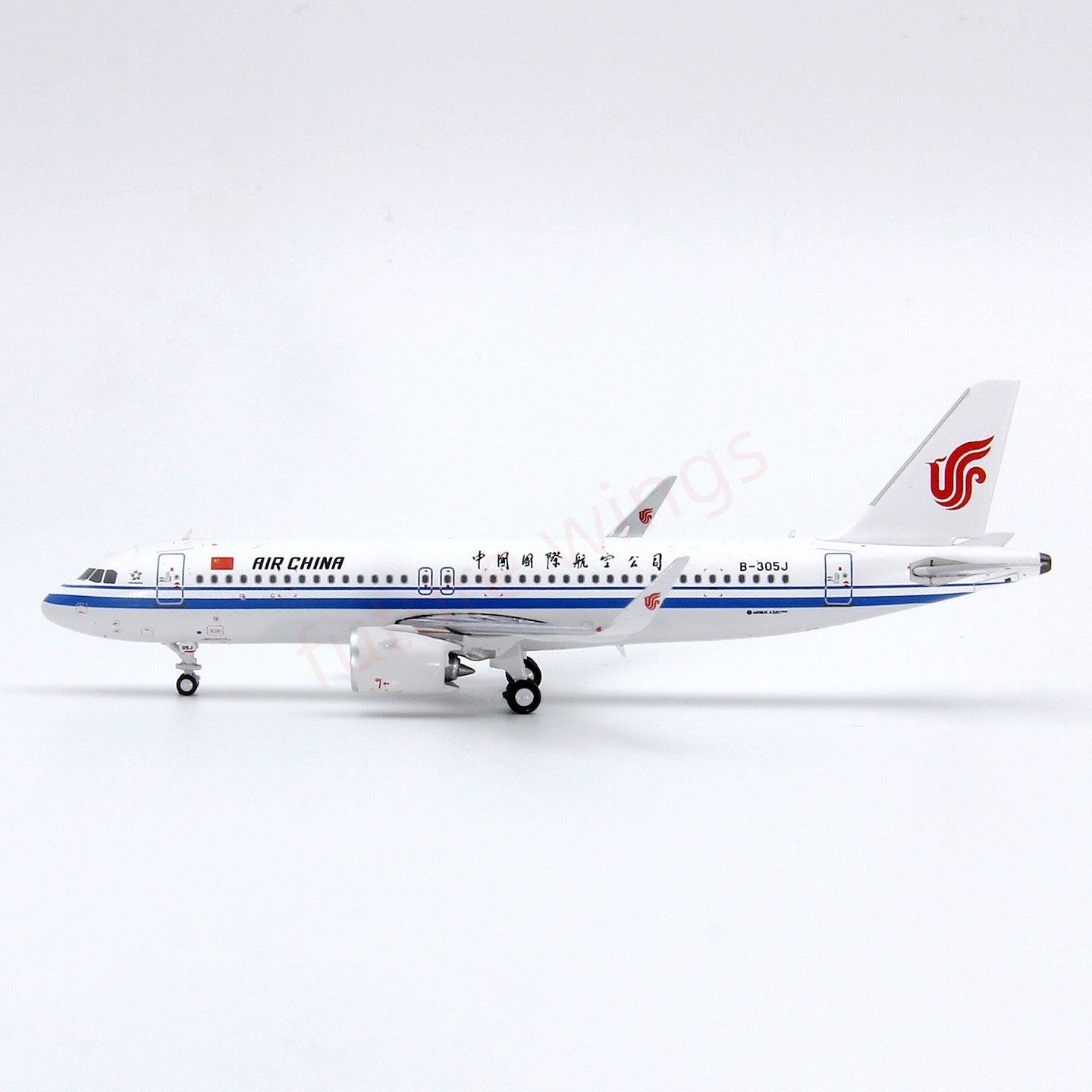 1:400 Geministar Air China A320neo B-305J (The 400th Aircraft in Airbus TianJing Factory) Aircraft Model+Free Tractor