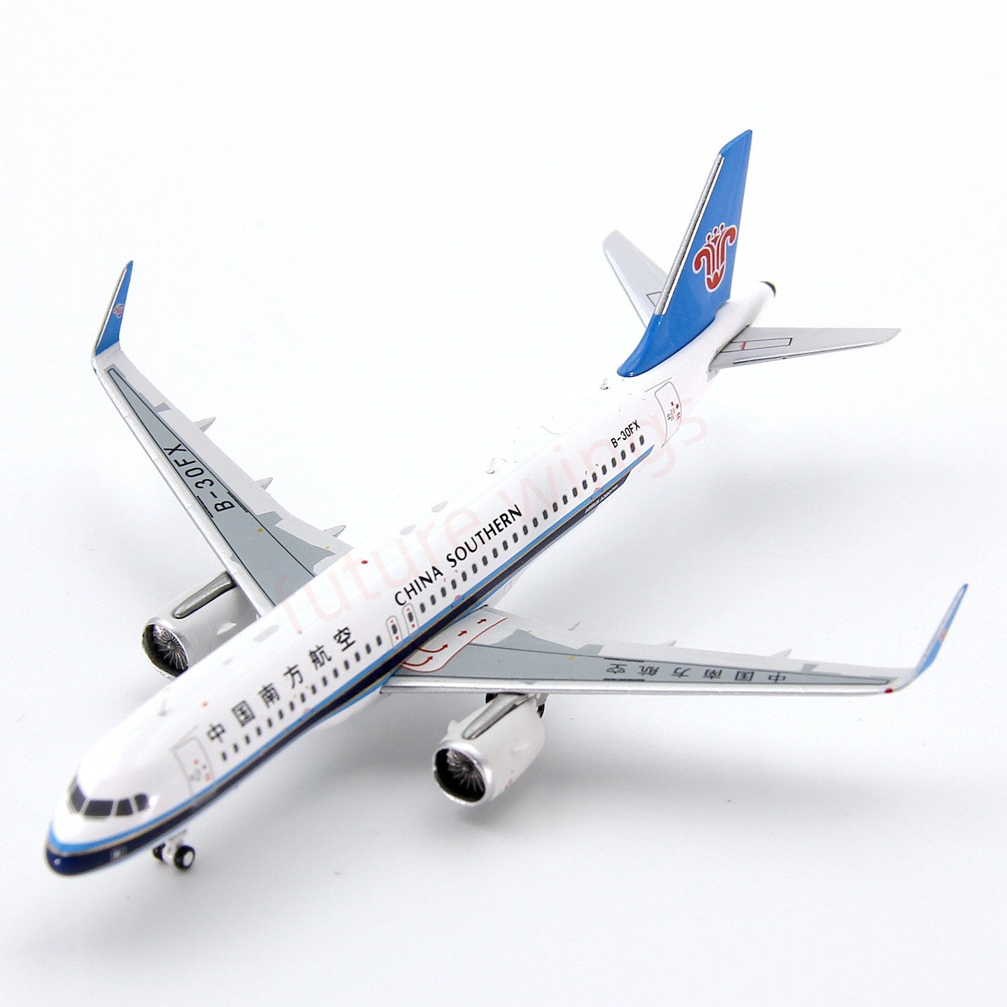 1:400 Geministar China Southern Airlines A320neo B-30FX Aircraft Model+Free Tractor