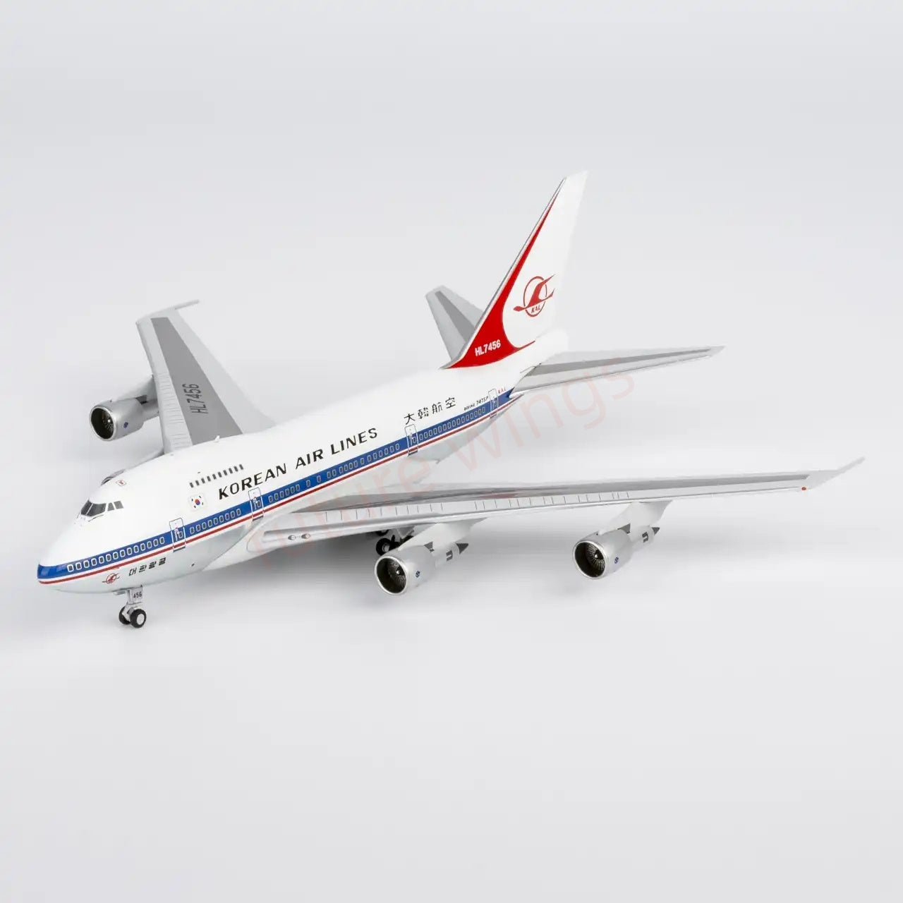 1:400 NG Models NG07043 Korean Airlines B747SP HL7456 Aircraft Model+Free Tractor