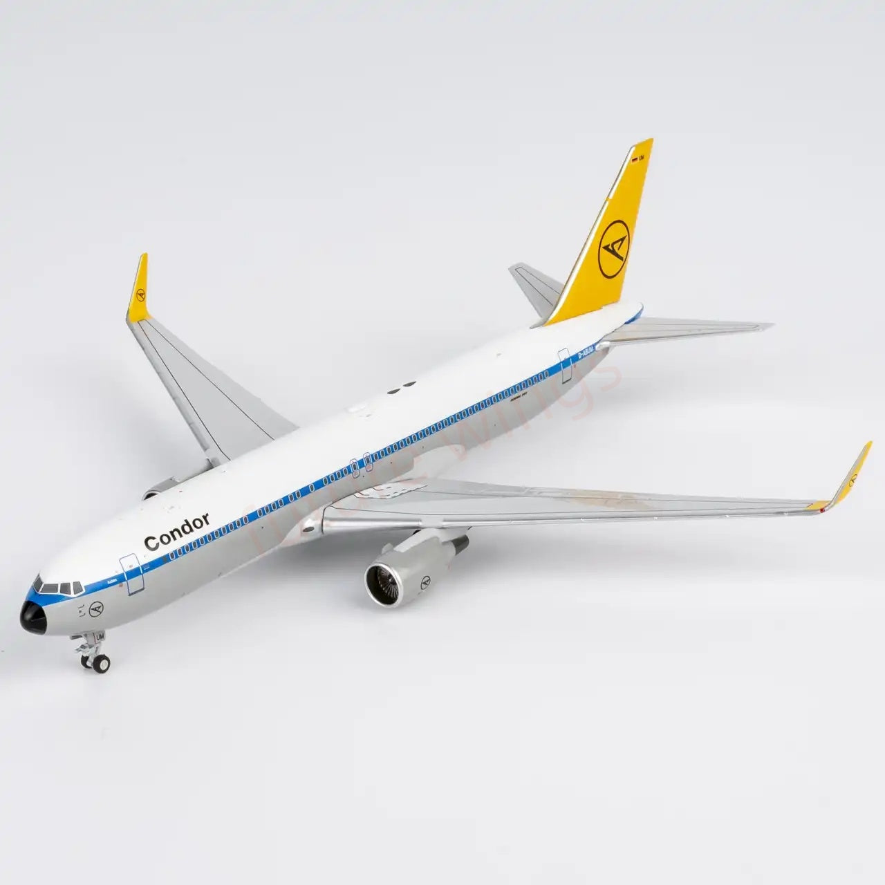 1:400 NG Models NG17008 Condor B767-300ER D-ABUM Aircraft Model+Free Tractor