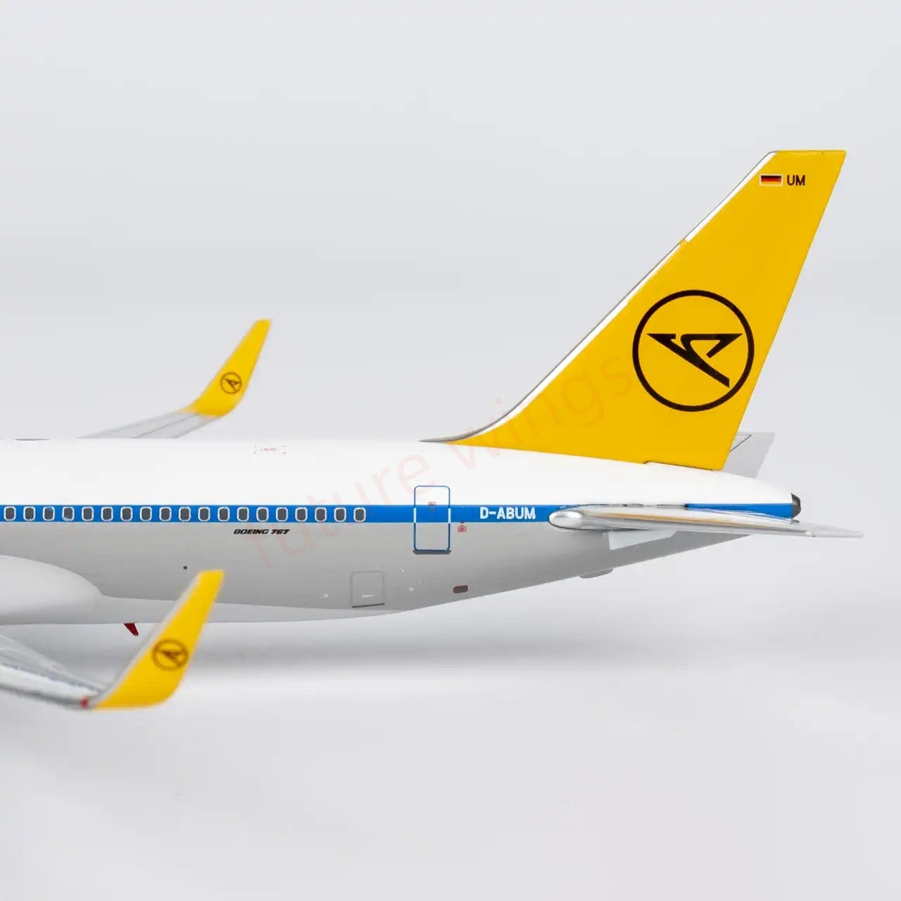 1:400 NG Models NG17008 Condor B767-300ER D-ABUM Aircraft Model+Free Tractor