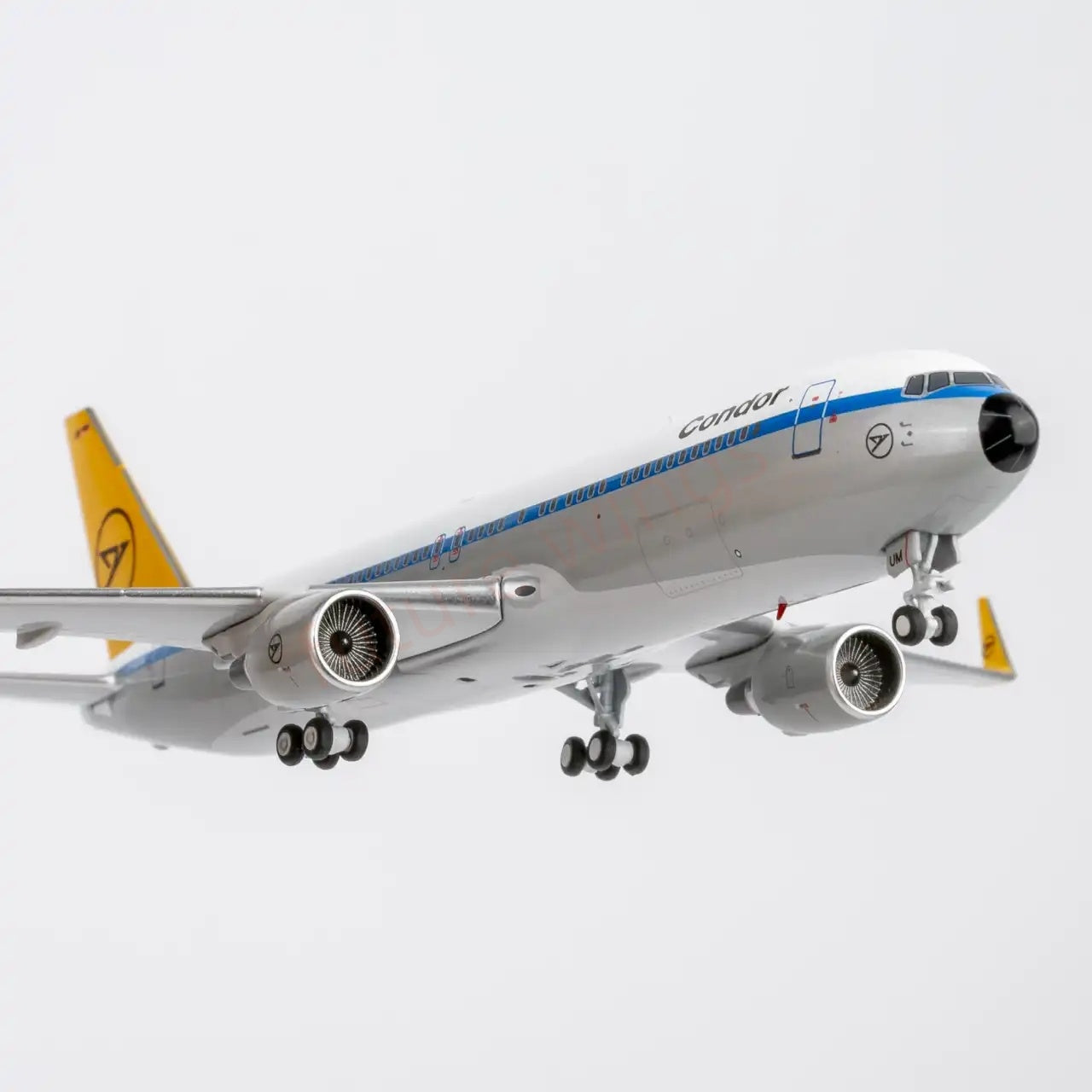 1:400 NG Models NG17008 Condor B767-300ER D-ABUM Aircraft Model+Free Tractor