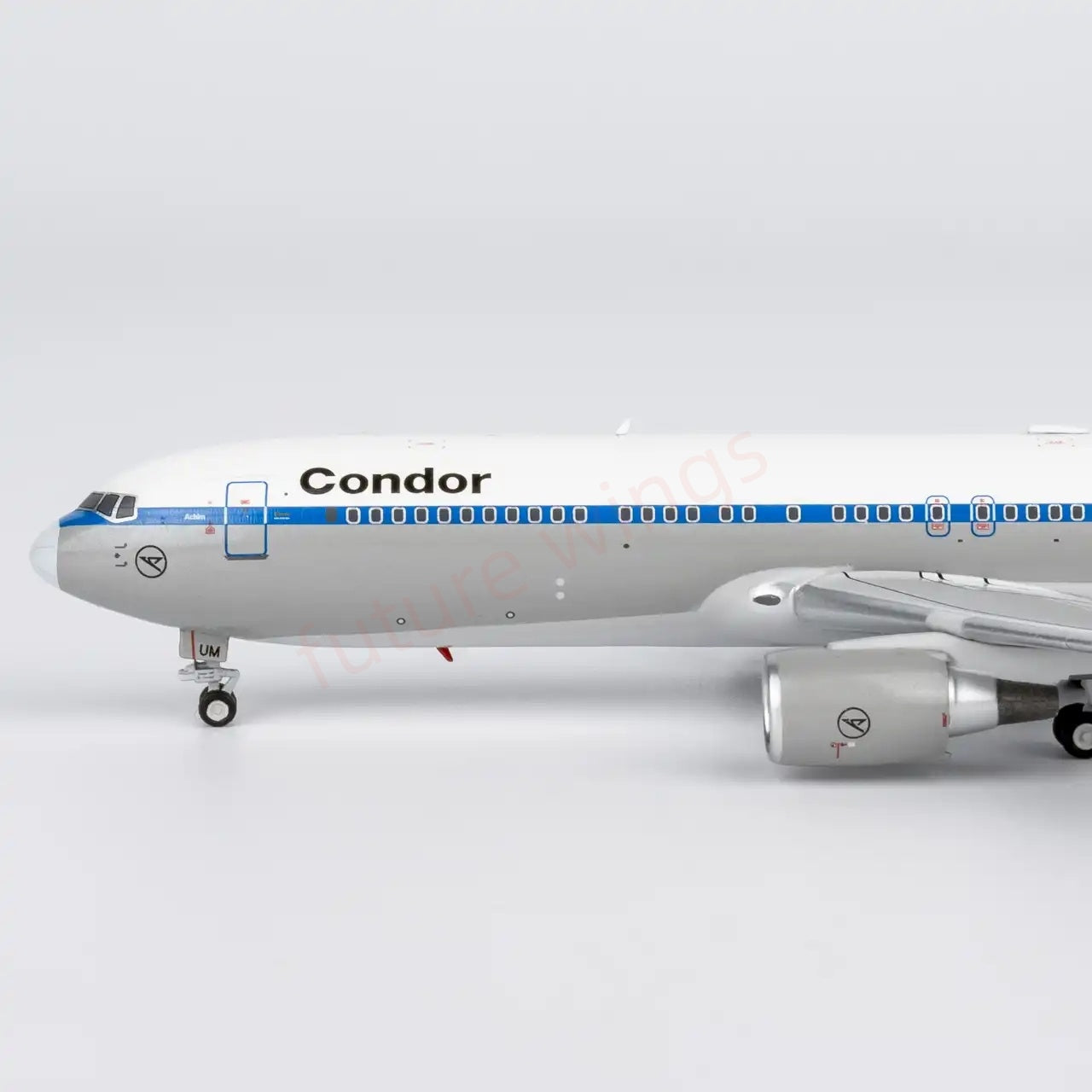 1:400 NG Models NG17009 Condor B767-300ER D-ABUM Aircraft Model+Free Tractor