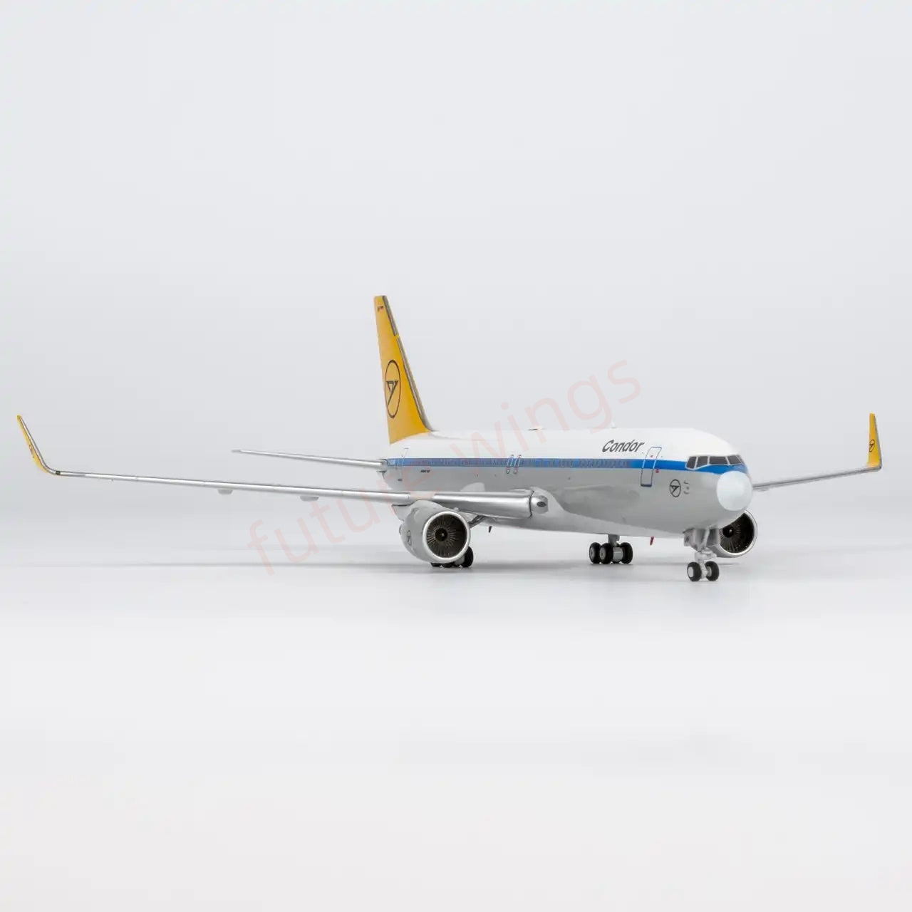 1:400 NG Models NG17009 Condor B767-300ER D-ABUM Aircraft Model+Free Tractor