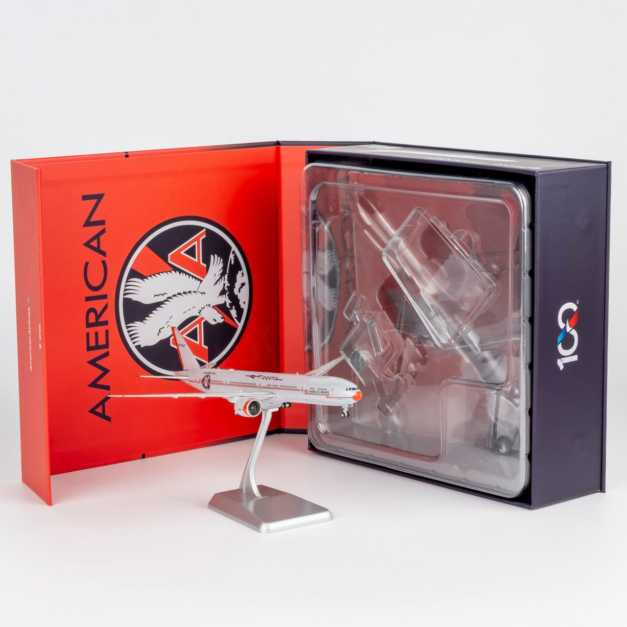 1:400 NG Models NG73094 American Airlines B777-300ER N735AT "Luxury Package" Aircraft Model+Free Tractor