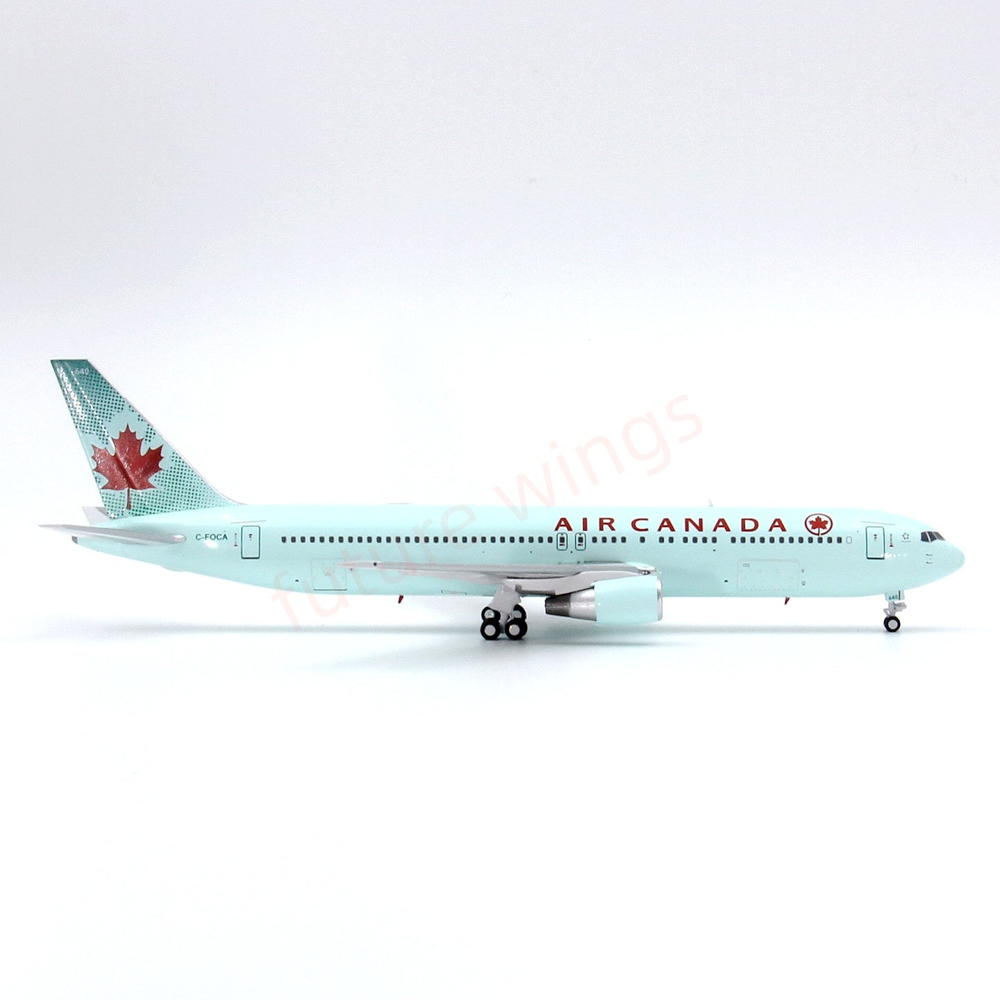 1:400 C Model Air Canada B767-300 C-FOCA Aircraft Model+Free Tractor