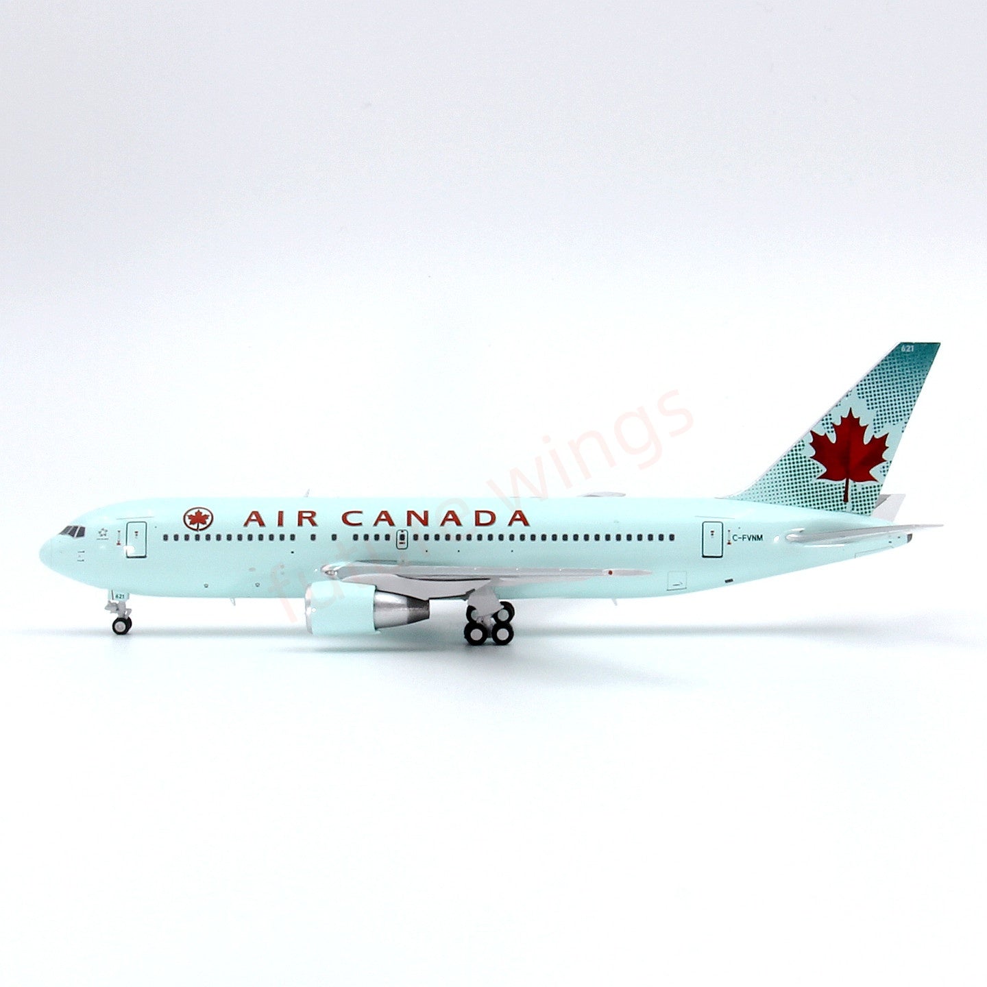 1:400 C Model Air Canada B767-300 C-FVNM Aircraft Model+Free Tractor