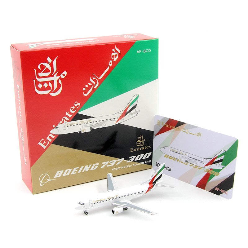 1:400 C Model Emirates Airways B737-300 AP-BCD Aircraft Model+Free Tractor