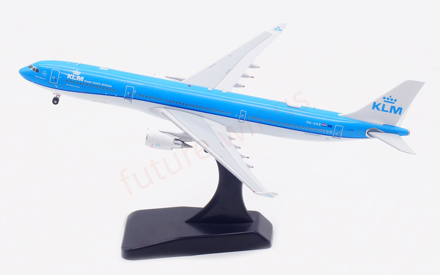 1:400 Aviation400 KLM A330-300 PH-AKB Aircraft Model Free Tractor+Stand