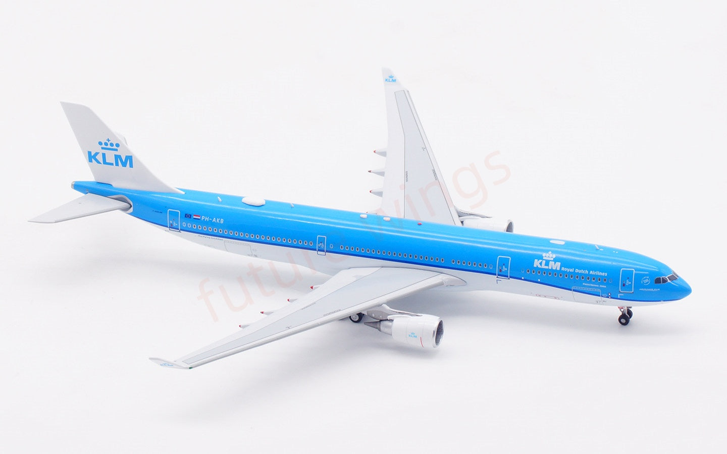 1:400 Aviation400 KLM A330-300 PH-AKB Aircraft Model Free Tractor+Stand