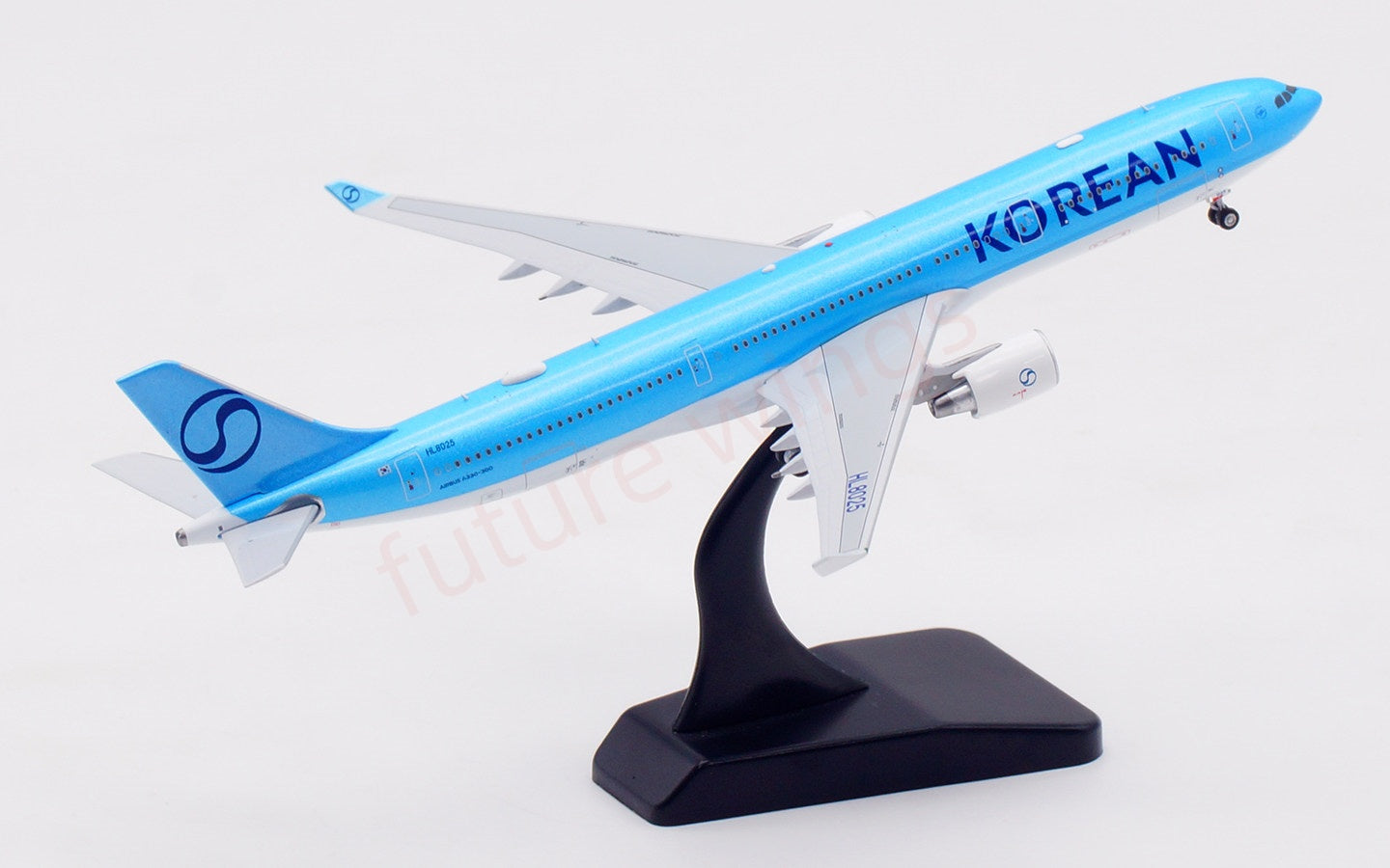 1:400 Aviation400 Korean Air A330-300 HL8025 Aircraft Model Free Tractor+Stand
