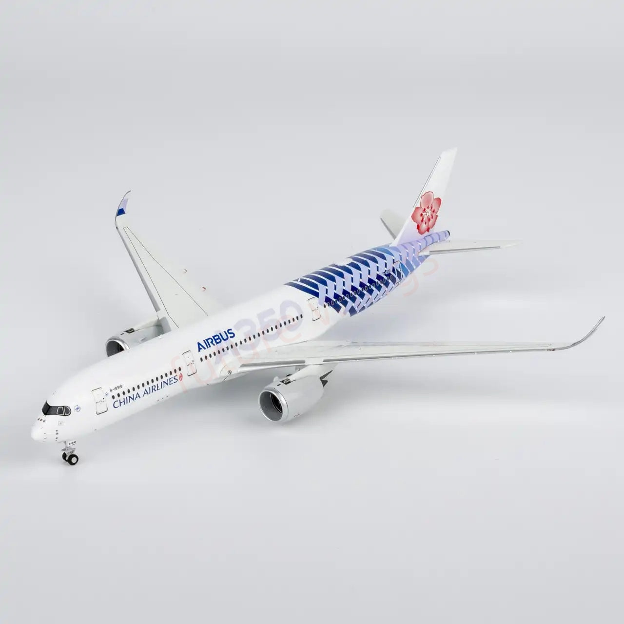 1:400 NG Models NG39101 China Airlines A350-900 B-18918 "Luxury Package"Aircraft Model+Free Tractor