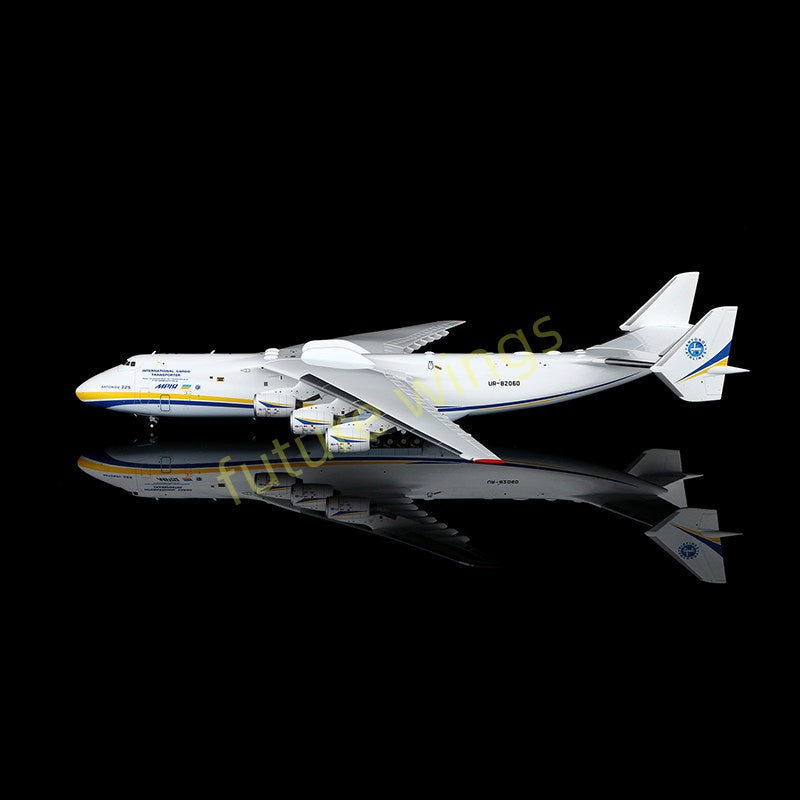 1:400 HX Models Antonov An-225 UR-82060 Aircraft Model Free Tractor+Stand