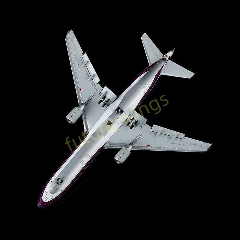 1:400 YY Wings McDonnell Douglas MD-11 N211MD Aircraft Model+Free Tractor