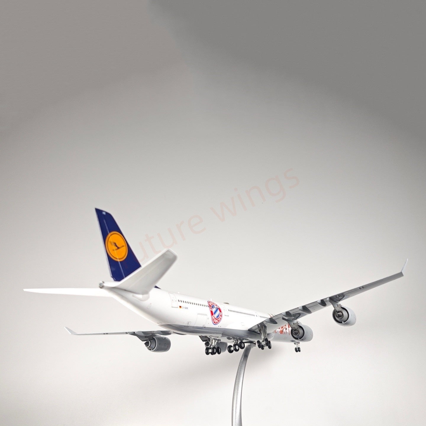 1:200 Z² Model(JC Wings) Lufthansa Airlines A340-600 D-AIHK “Bayern Munich”Diecast Aircraft Model With Stand