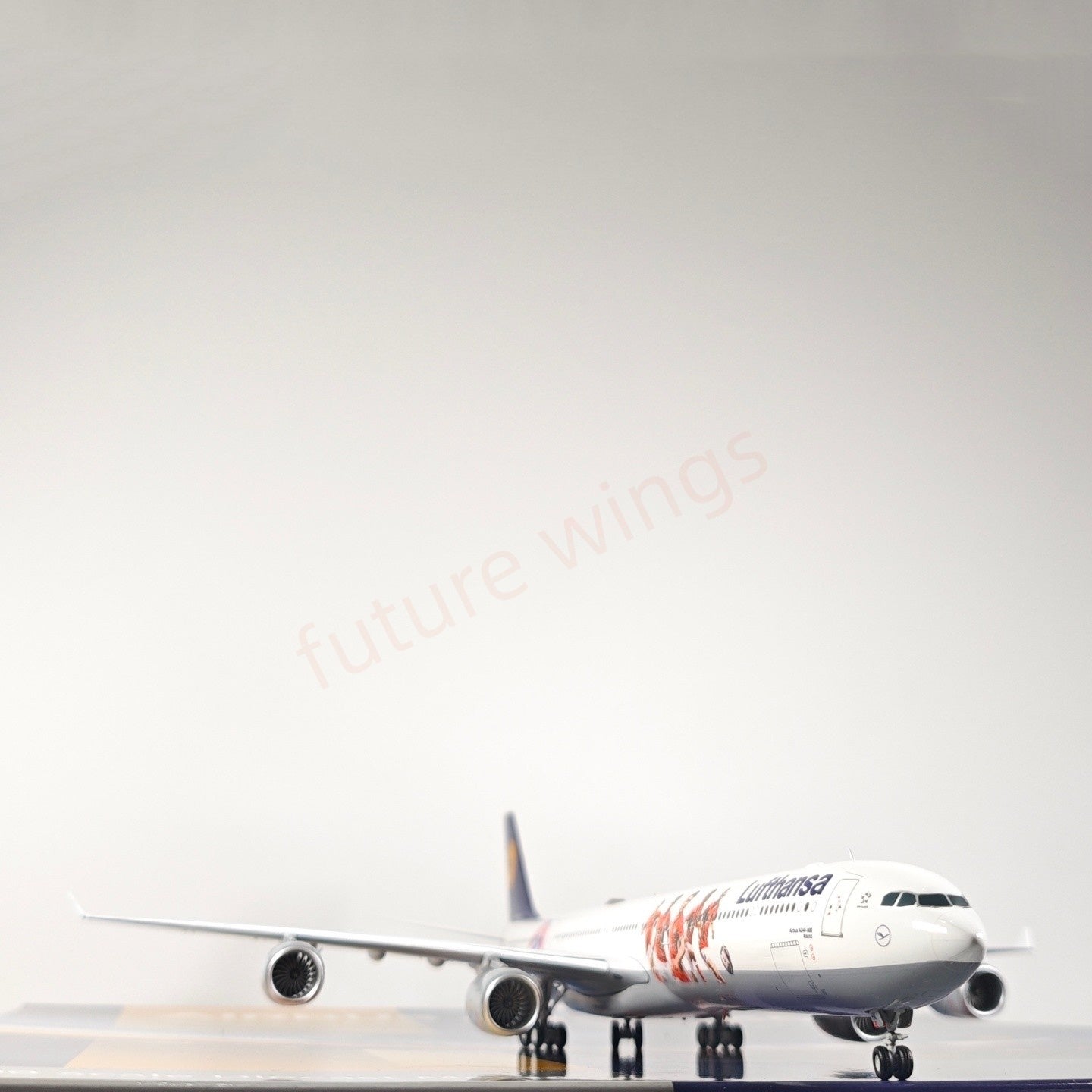1:200 Z² Model(JC Wings) Lufthansa Airlines A340-600 D-AIHK “Bayern Munich”Diecast Aircraft Model With Stand
