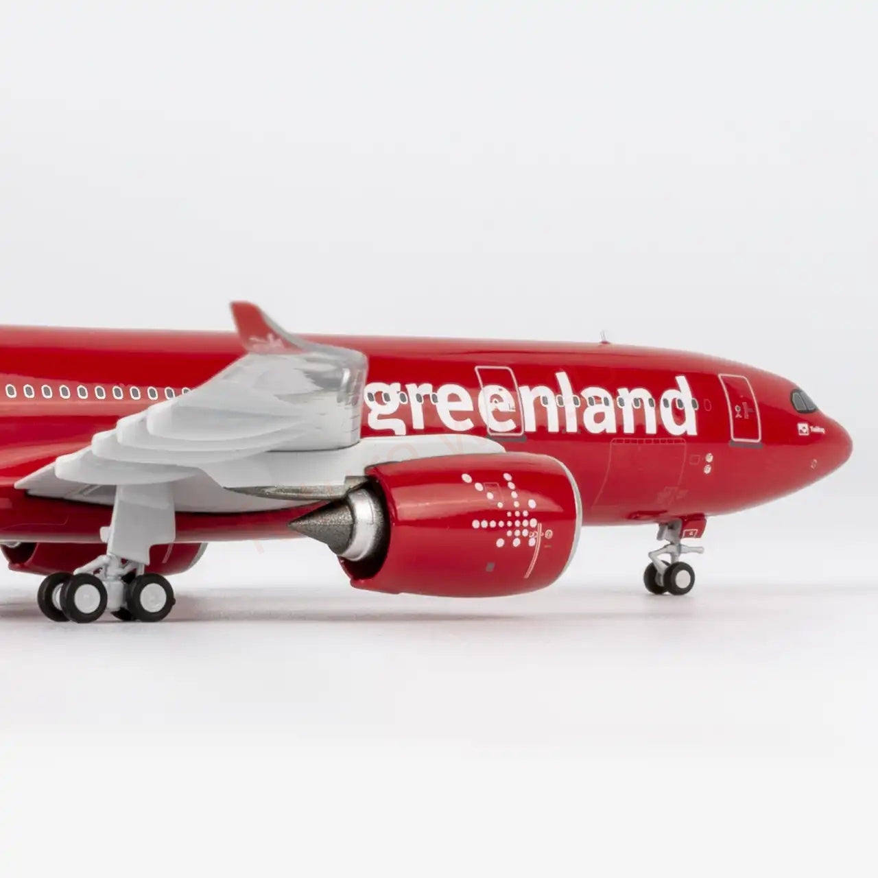 1:400 NG Models NG67004 Air Greenland A330-800neo OY-GKN Aircraft Model+Free Tractor