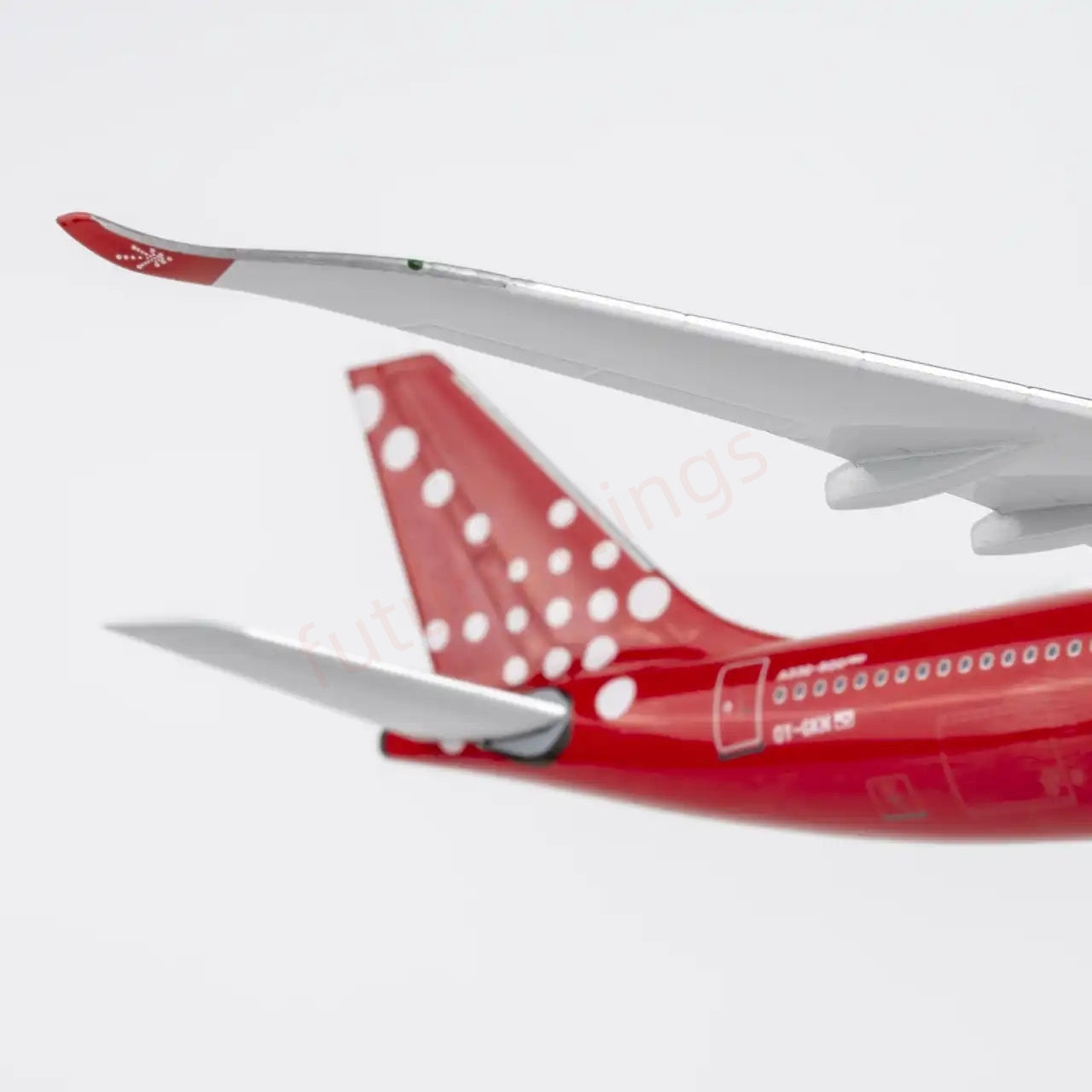 1:400 NG Models NG67004 Air Greenland A330-800neo OY-GKN Aircraft Model+Free Tractor