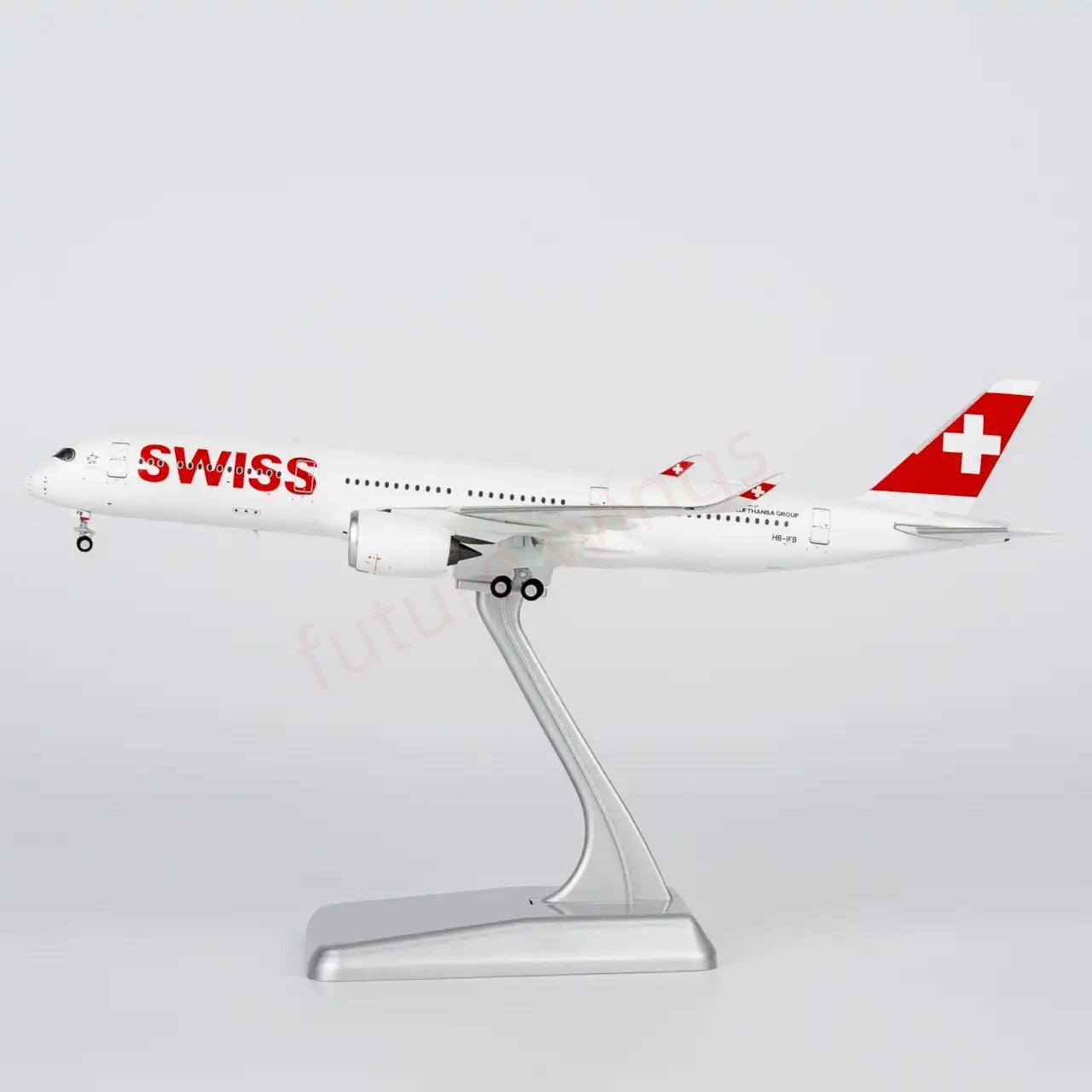 1:400 NG Models NG39125 Swiss A350-900 HB-IFB  "Luxury Package"Aircraft Model+Free Tractor