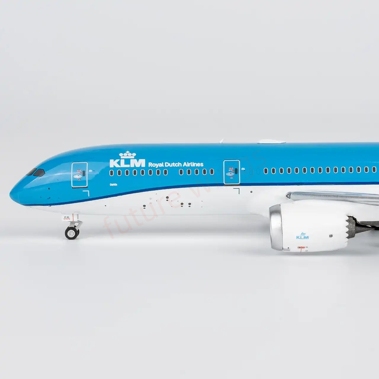 1:400 NG Models NG55149 KLM B787-9 PH-BHE Aircraft Model+Free Tractor