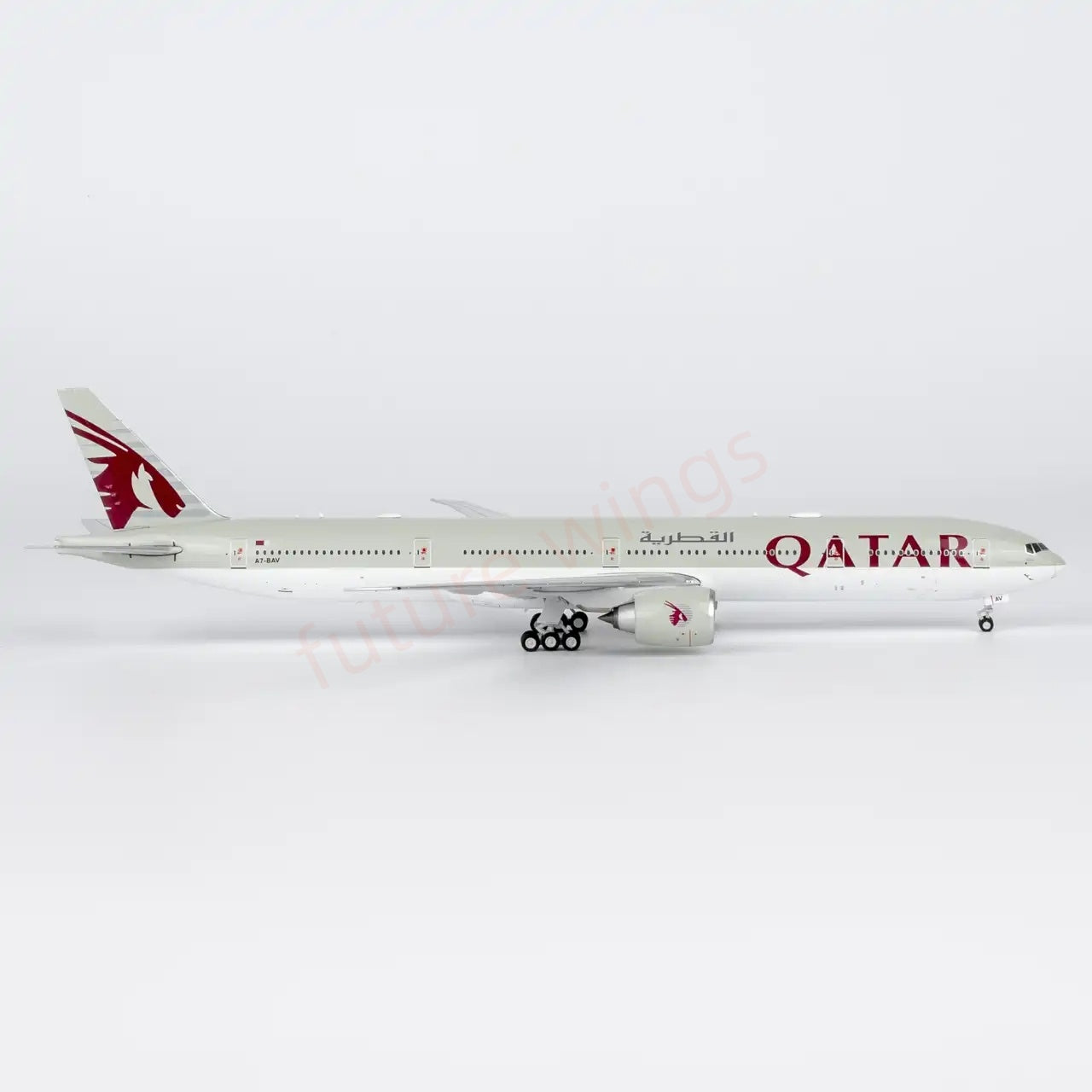 1:400 NG Models NG73083 Qatar Airways B777-300ER A7-BAV Aircraft Model+Free Tractor