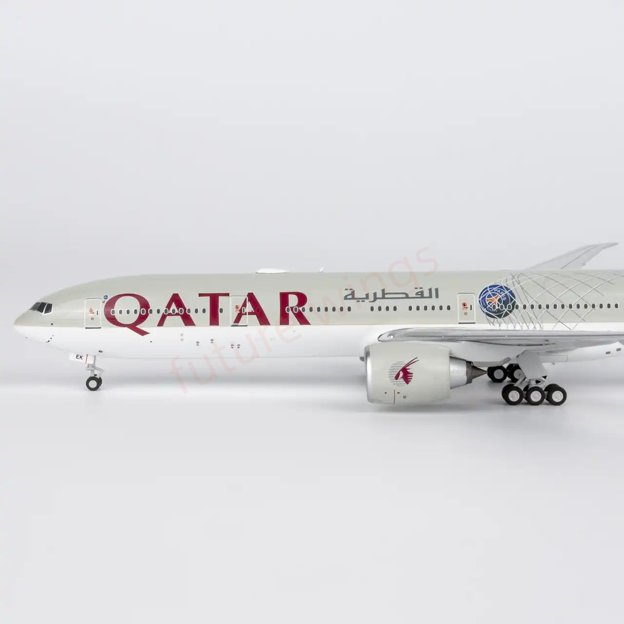 1:400 NG Models NG73085 Qatar Airways B777-300ER A7-BEK Aircraft Model+Free Tractor