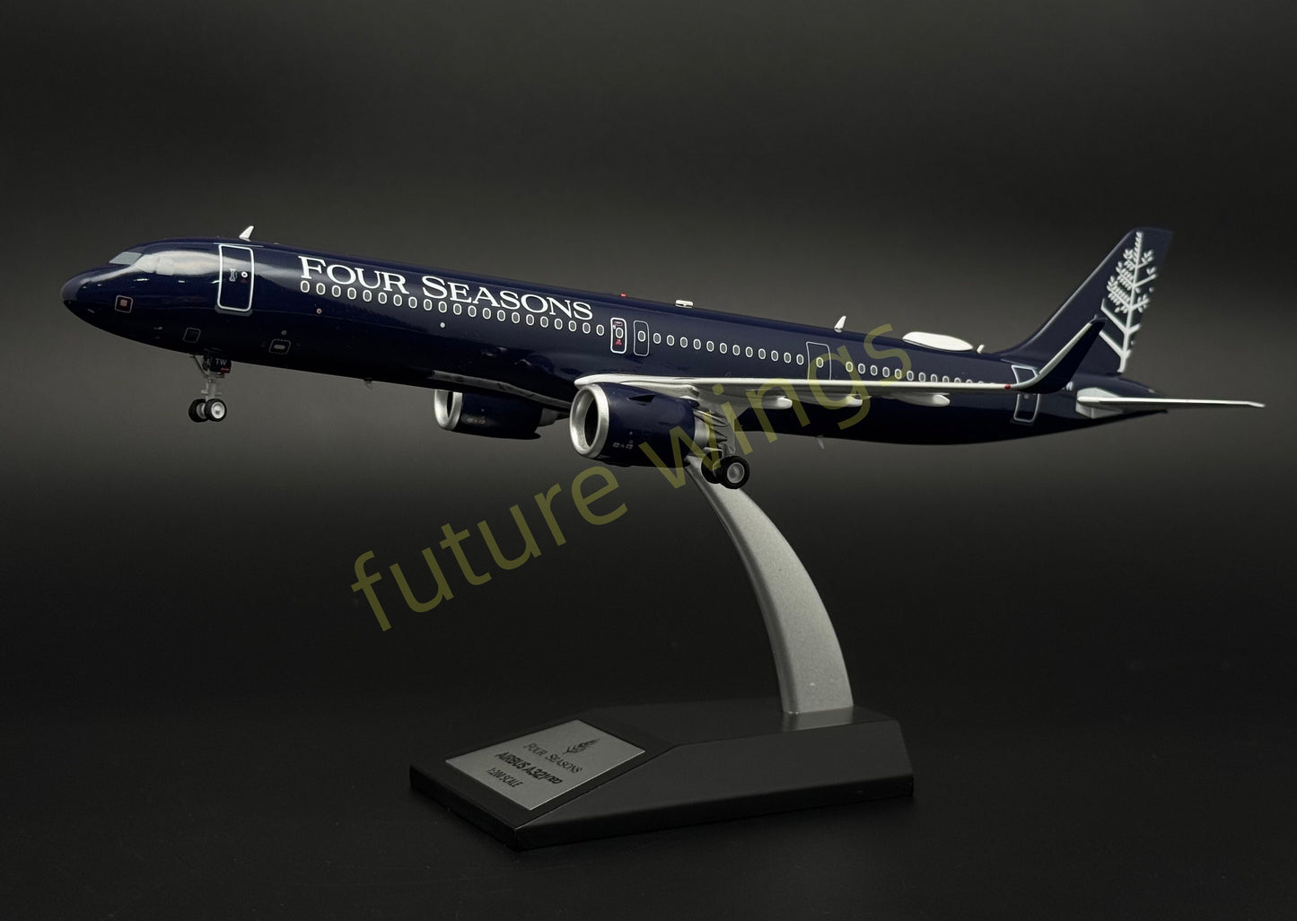 1:200 KJ Models(InFlight200) Four Seasons A321 G-XATW Diecast Aircraft Model