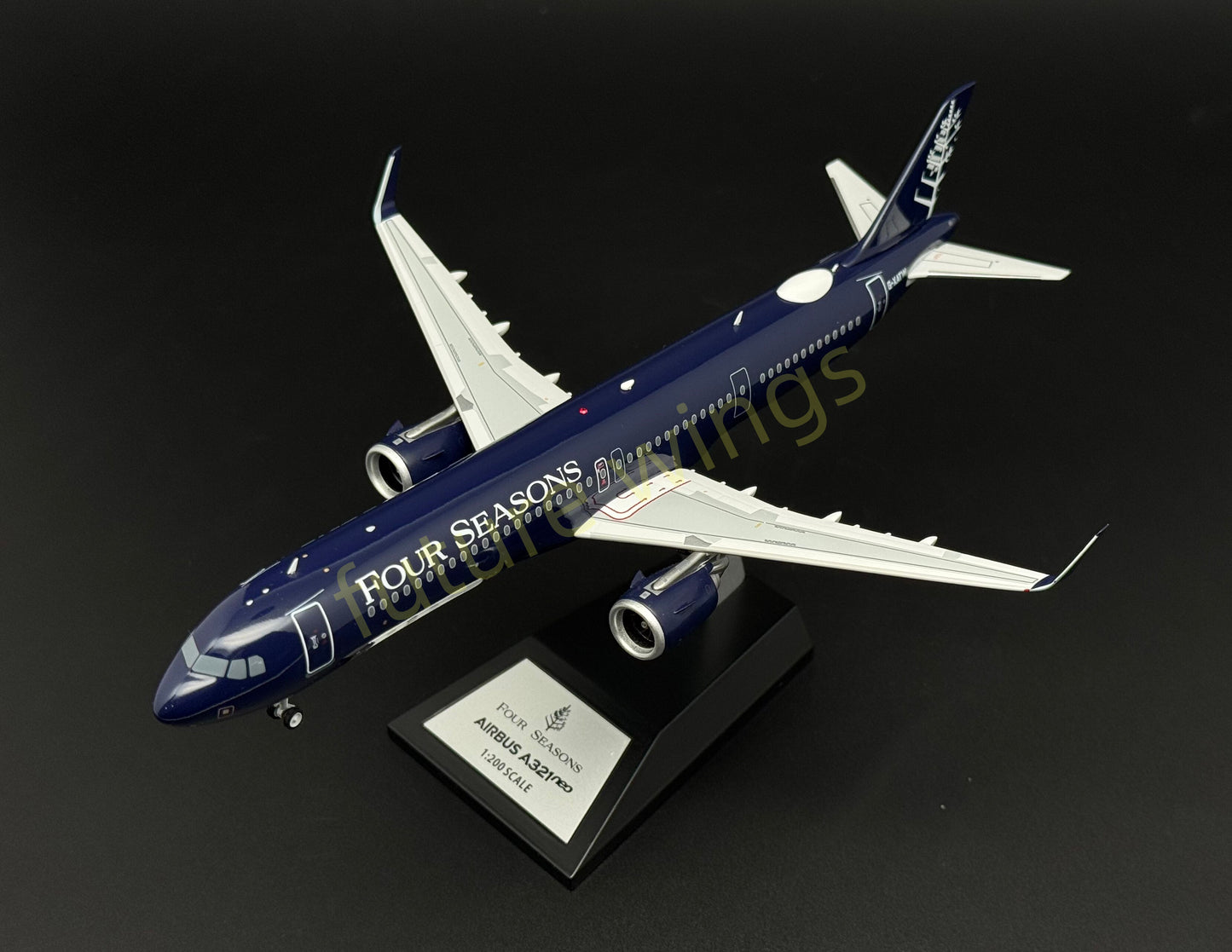 1:200 KJ Models(InFlight200) Four Seasons A321 G-XATW Diecast Aircraft Model