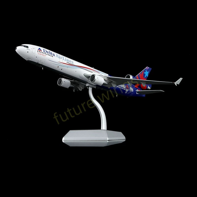 1:200 SQ Wings Delta Airlines Mcdonnell Douglas MD-11 N812DE Diecast Aircraft Model