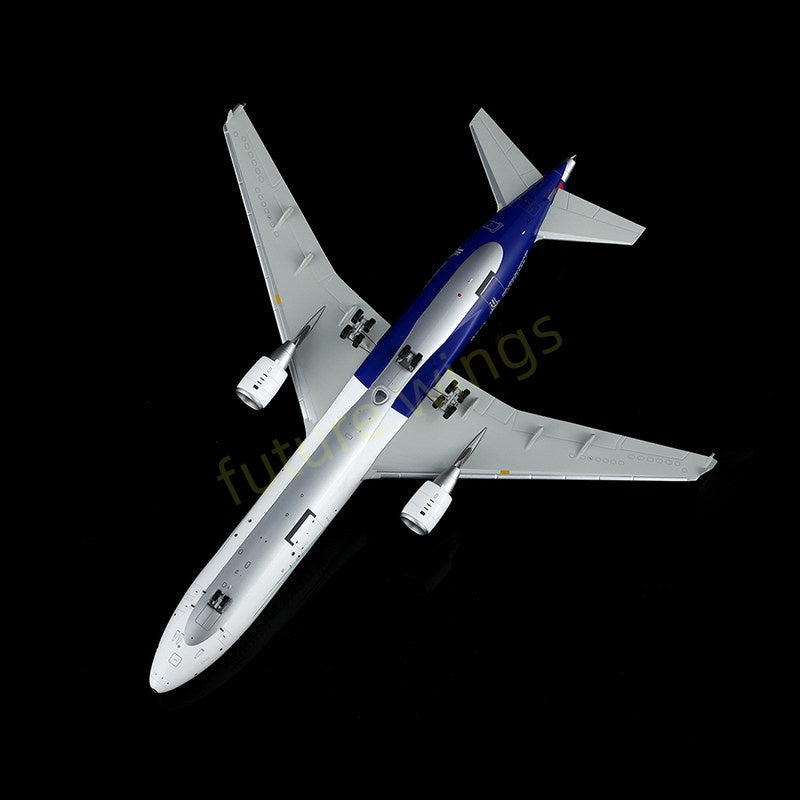 1:200 SQ Wings Delta Airlines Mcdonnell Douglas MD-11 N812DE Diecast Aircraft Model