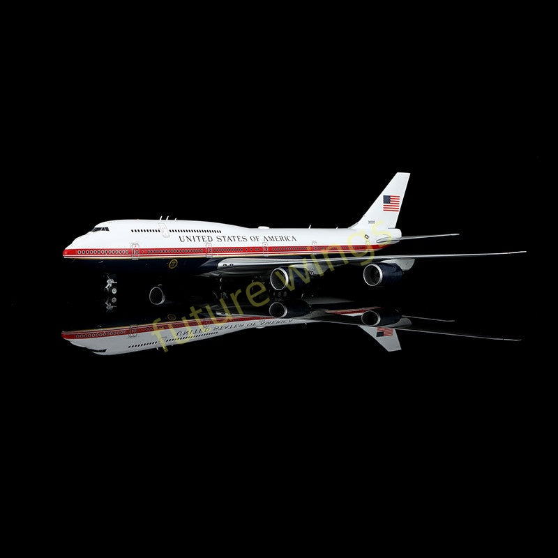 1:200 SQ Wings USAF B747-8 30000 "Air Force One" Diecast Aircraft Model